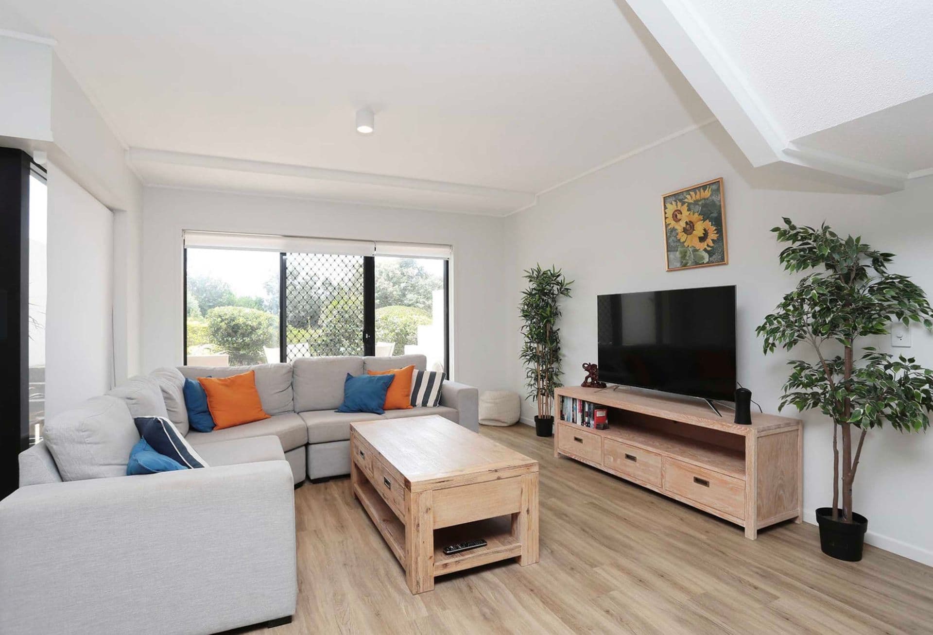 2/2 Orealla Crescent, Sunrise Beach, QLD, 4567, Sunrise Beach - Thumbnail 4