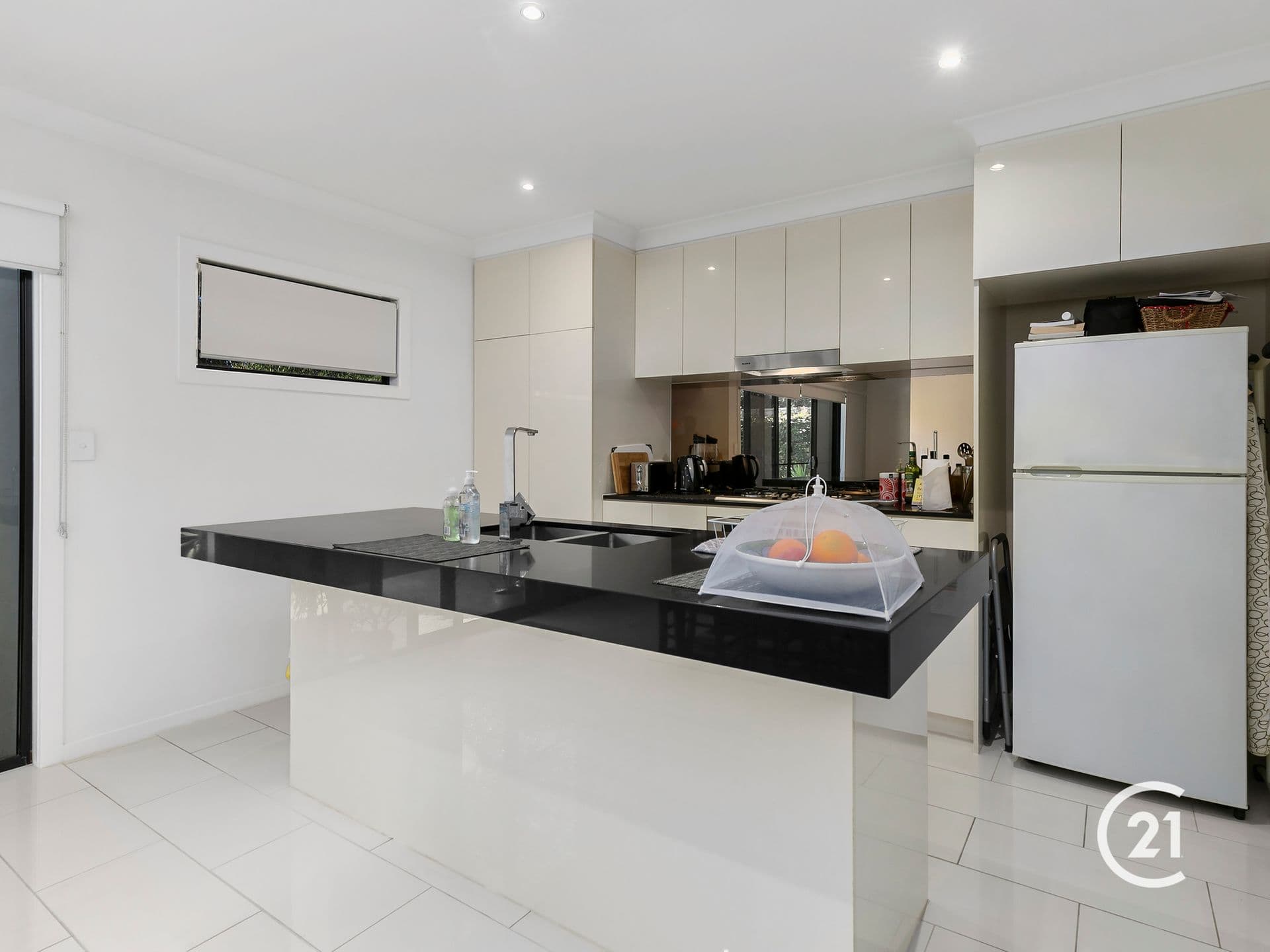 7 Curlew Way, Peregian Springs, QLD, 4573, Peregian Springs - Thumbnail 2