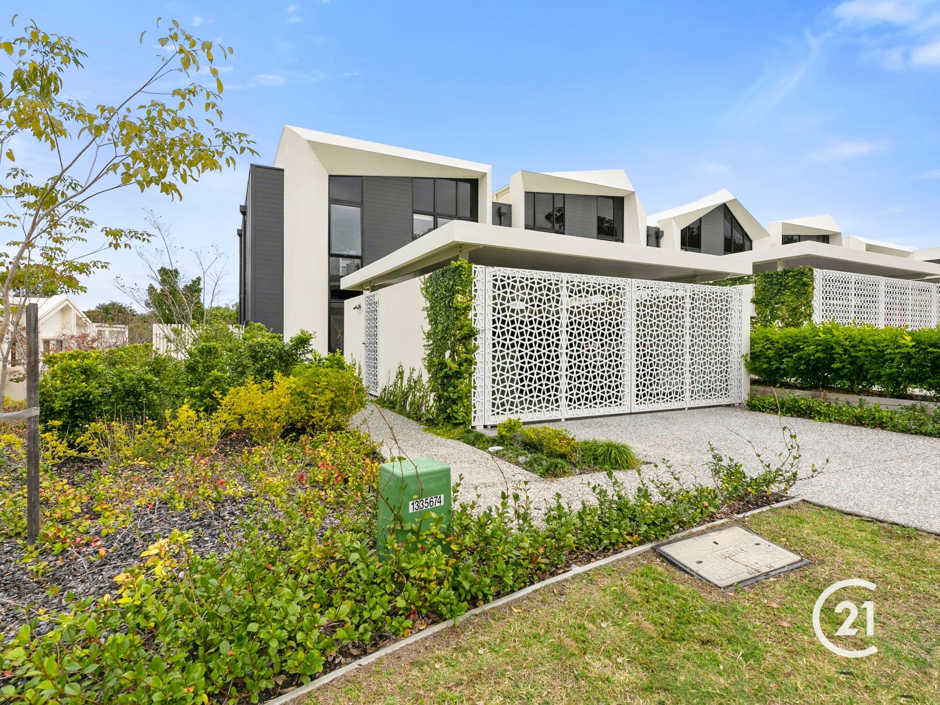28 Terraces Court, Peregian Springs, QLD, 4573, Peregian Springs - Thumbnail 2