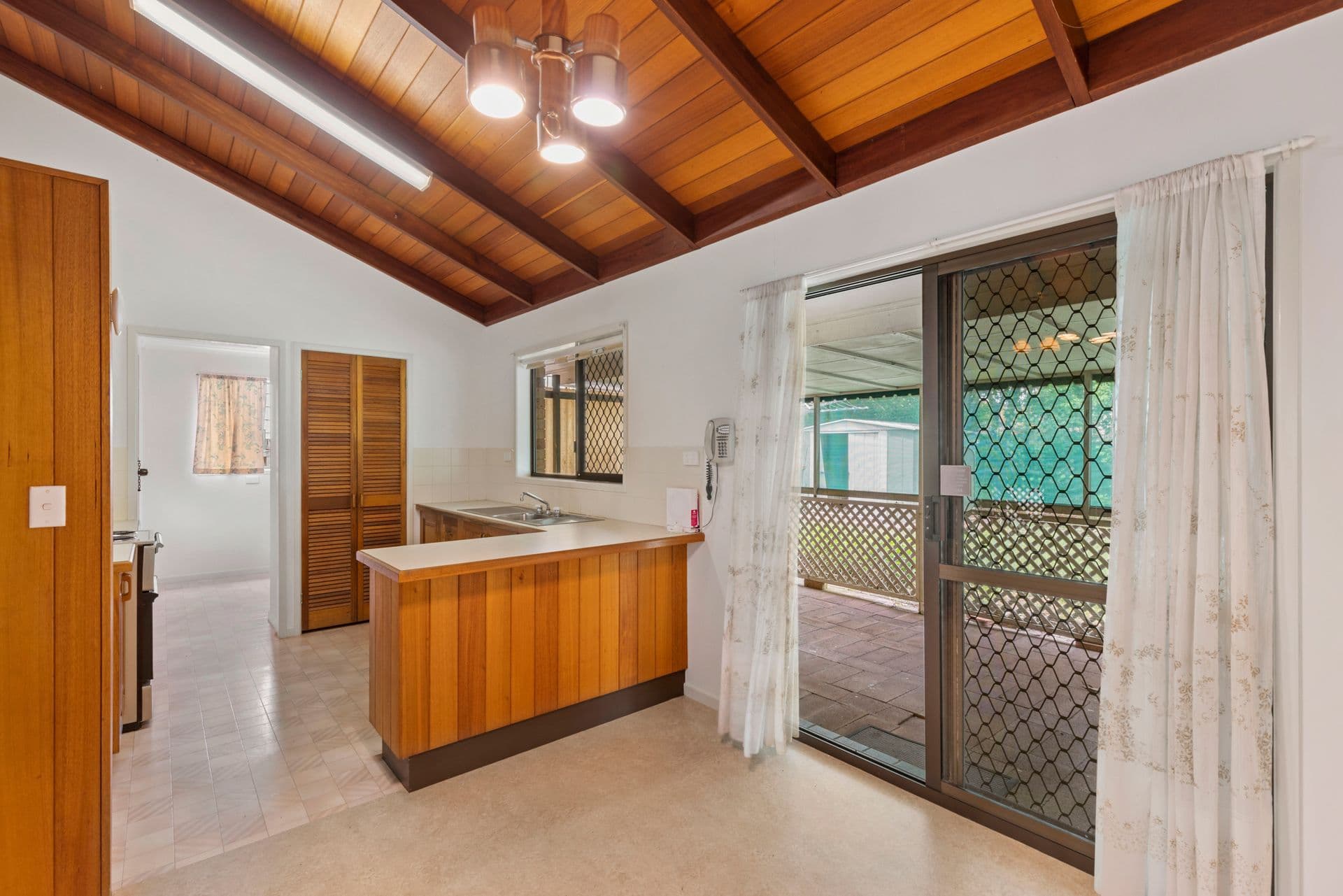 38 Wollomia Way, Sunrise Beach, QLD, 4567, Sunrise Beach - Thumbnail 4