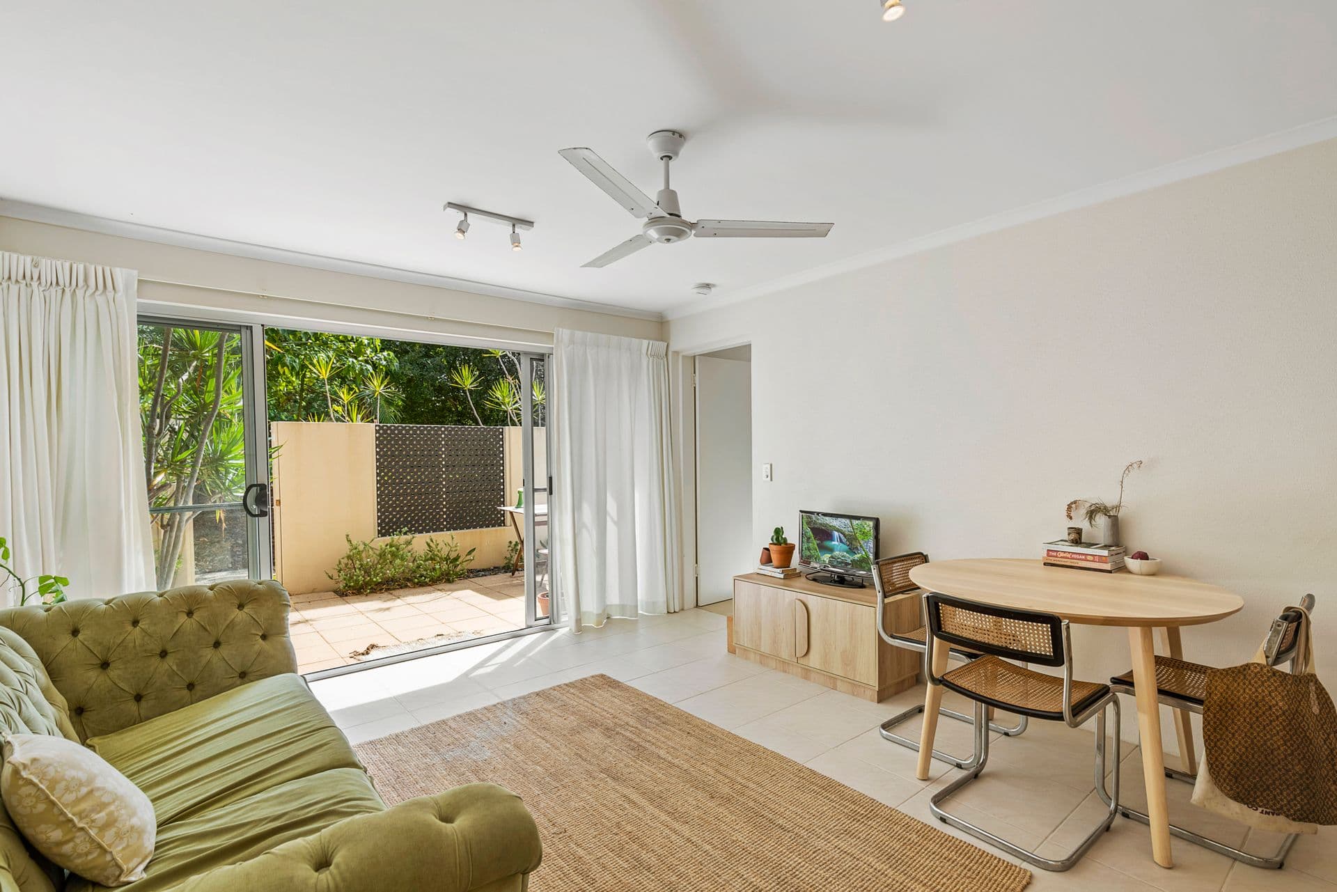 4/279 David Low Way, Peregian Beach, QLD, 4573, Peregian Beach - Image 1