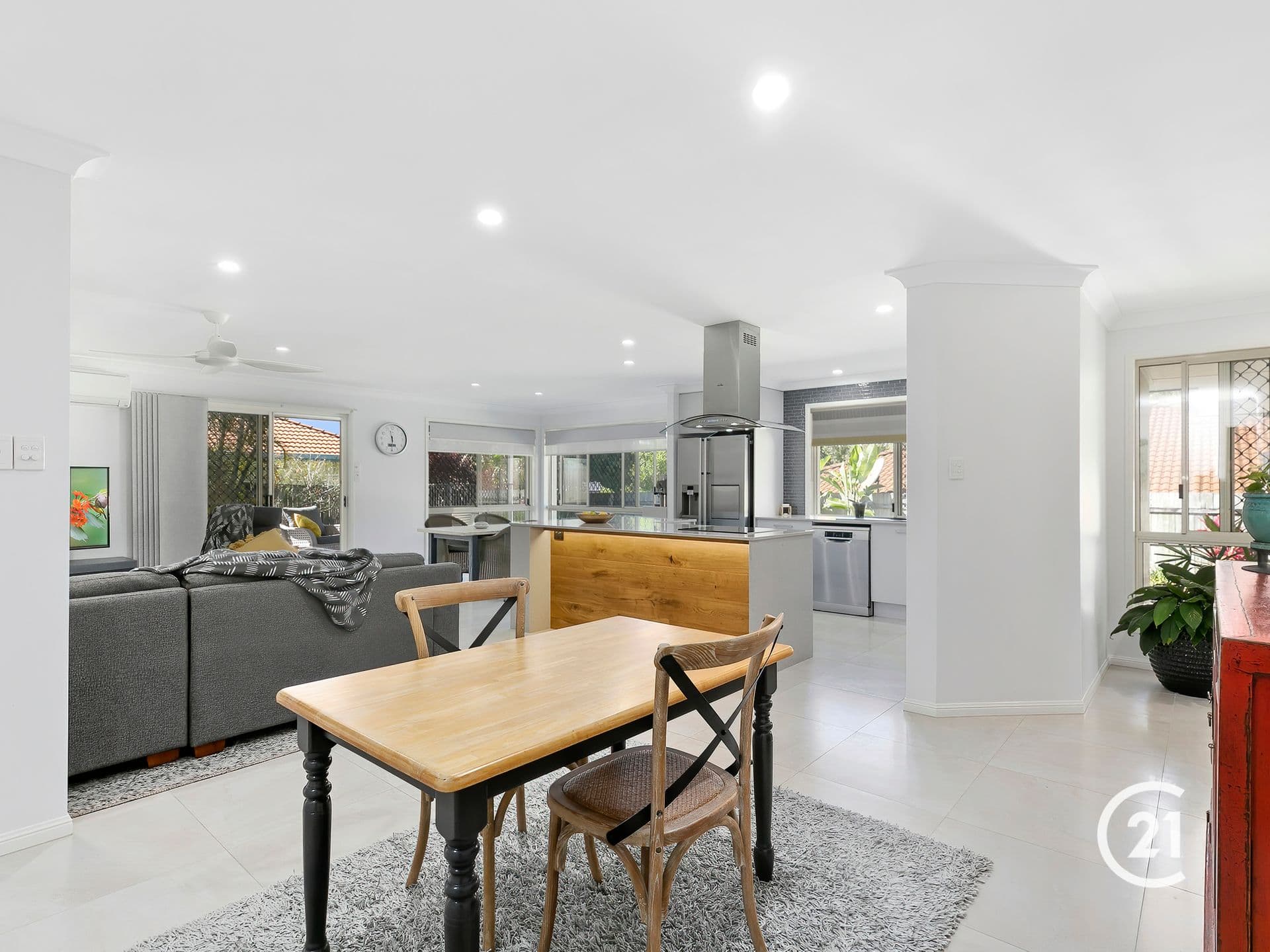 6/18 Lanyana Way, Noosa Heads, QLD, 4567, Tewantin - Thumbnail 2