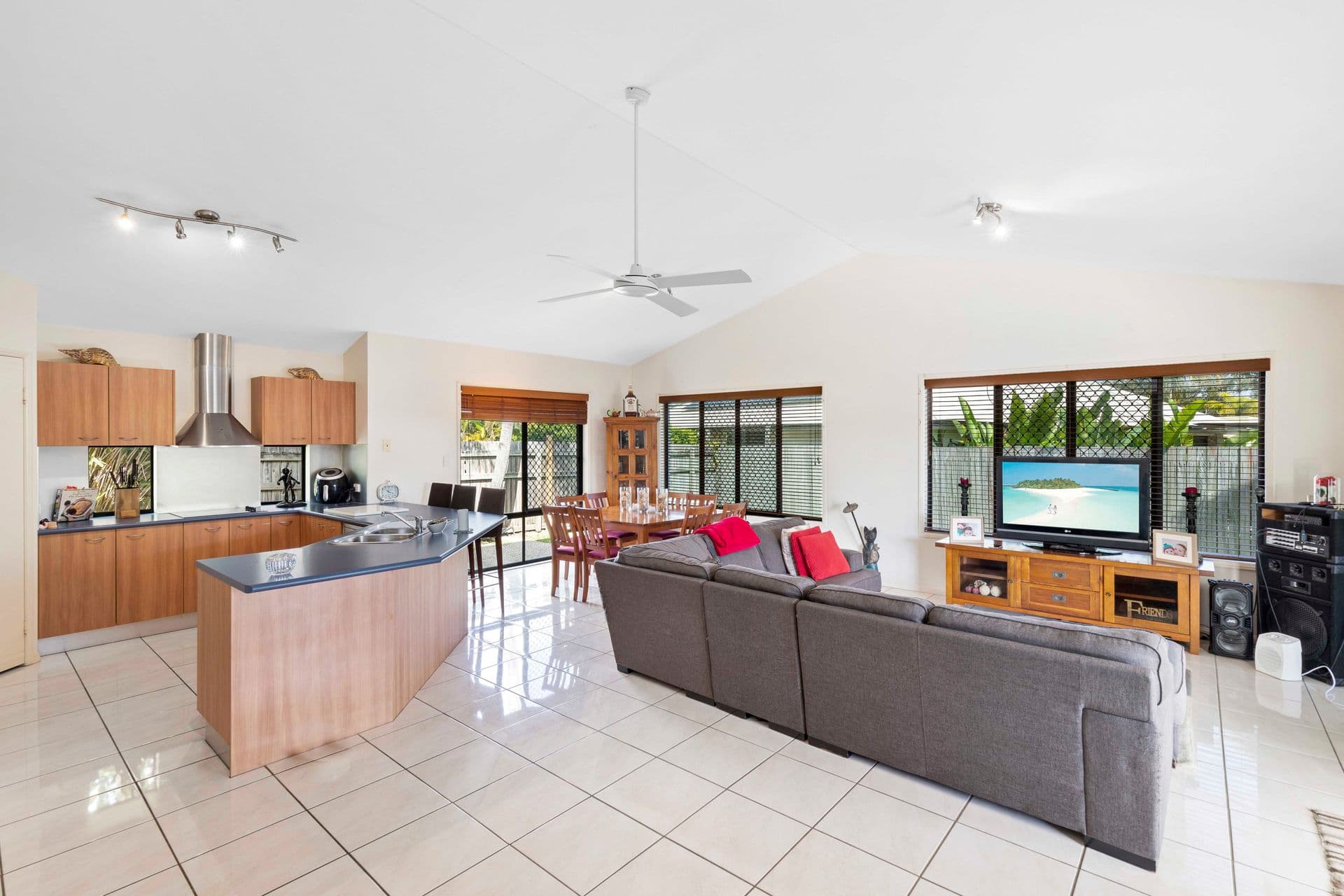 6/18 Lanyana Way, Noosa Heads, QLD, 4567, Peregian Springs - Thumbnail 7