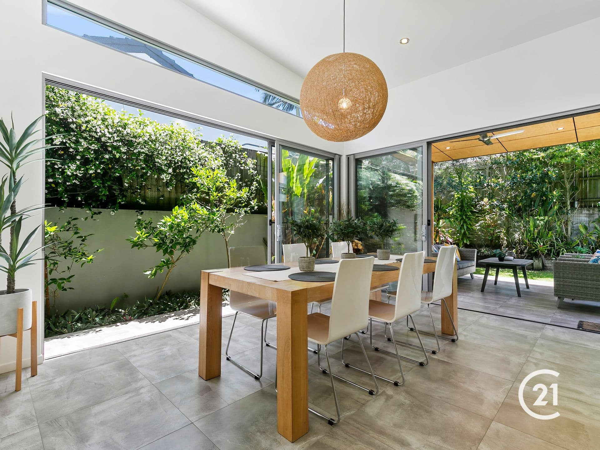 2/6 Second Avenue, Coolum Beach, QLD, 4573, Coolum Beach - Thumbnail 2