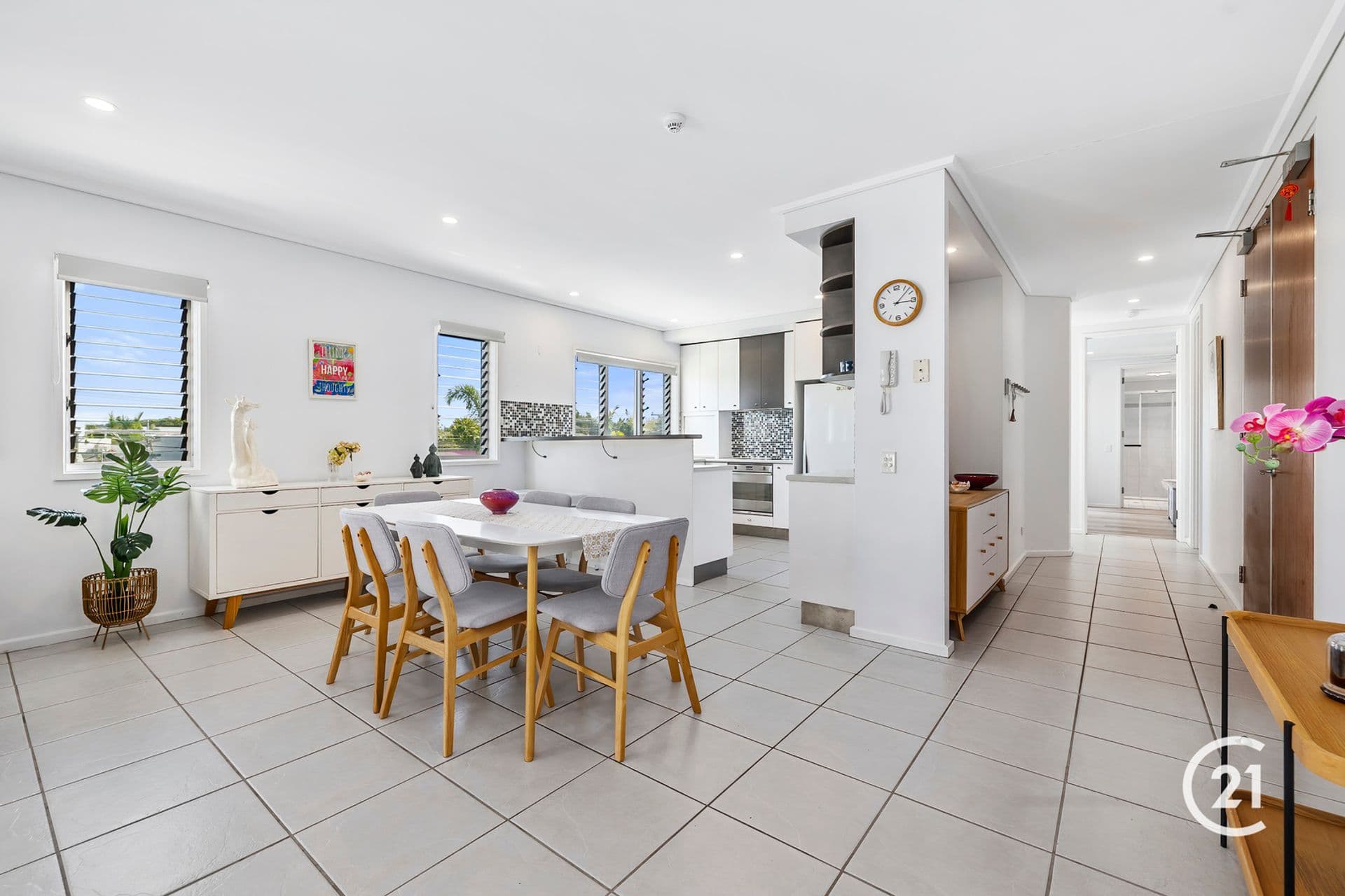 4/2 Second Avenue, Coolum Beach, QLD, 4573, Coolum Beach - Thumbnail 3