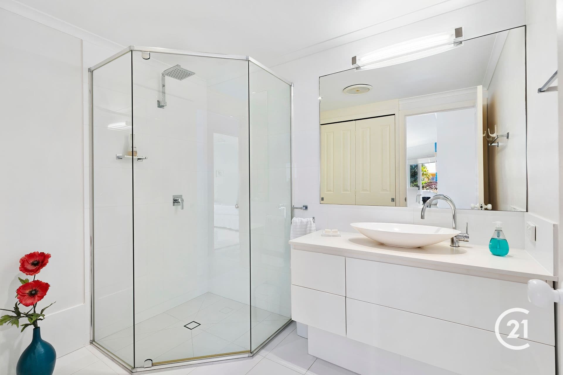 1/37 Tingira Crescent, Sunrise Beach, QLD, 4567, Sunrise Beach - Thumbnail 7
