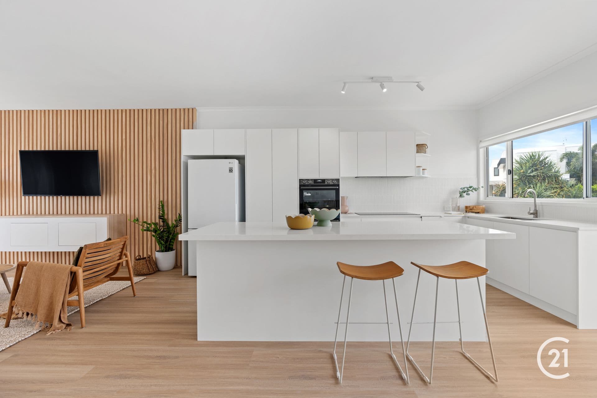 2/6 Sobraon Street, Sunrise Beach, QLD, 4567, Sunrise Beach - Image 1