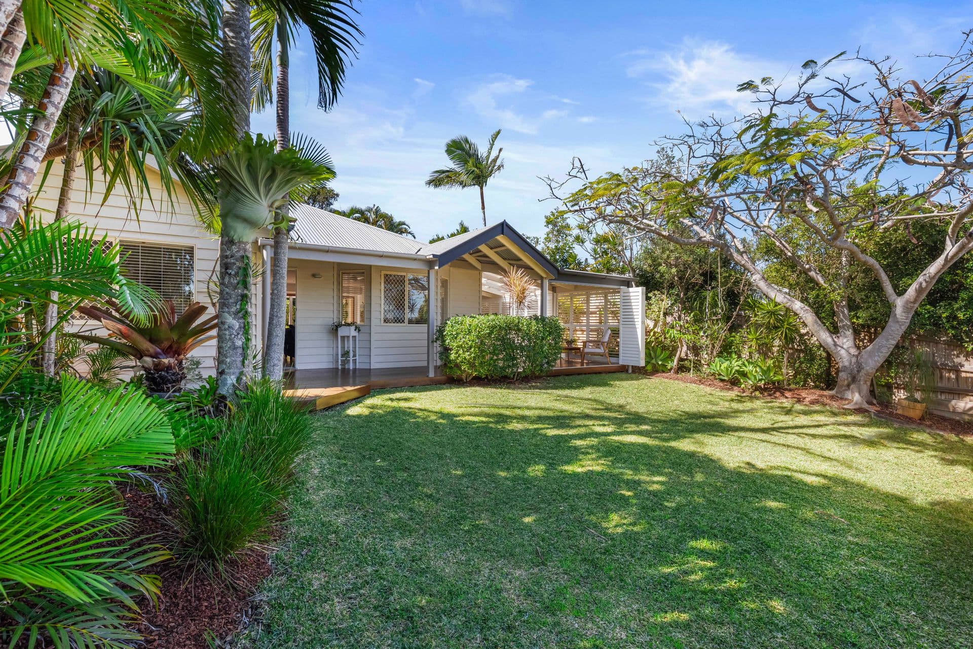 6/18 Lanyana Way, Noosa Heads, QLD, 4567, Peregian Beach - Thumbnail 2