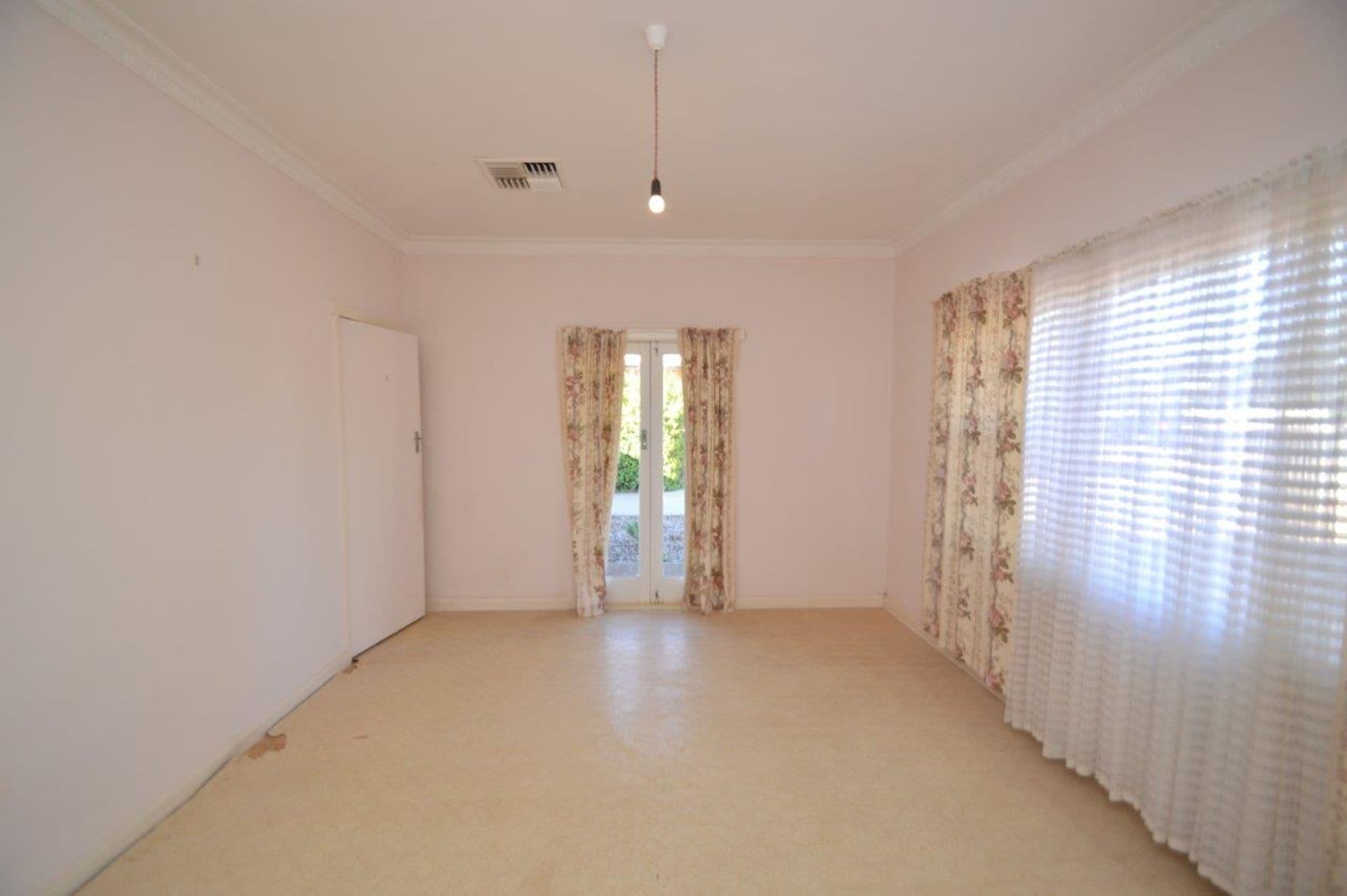 102 Brown Street, Broken Hill, NSW, 2880, Broken Hill - Thumbnail 4