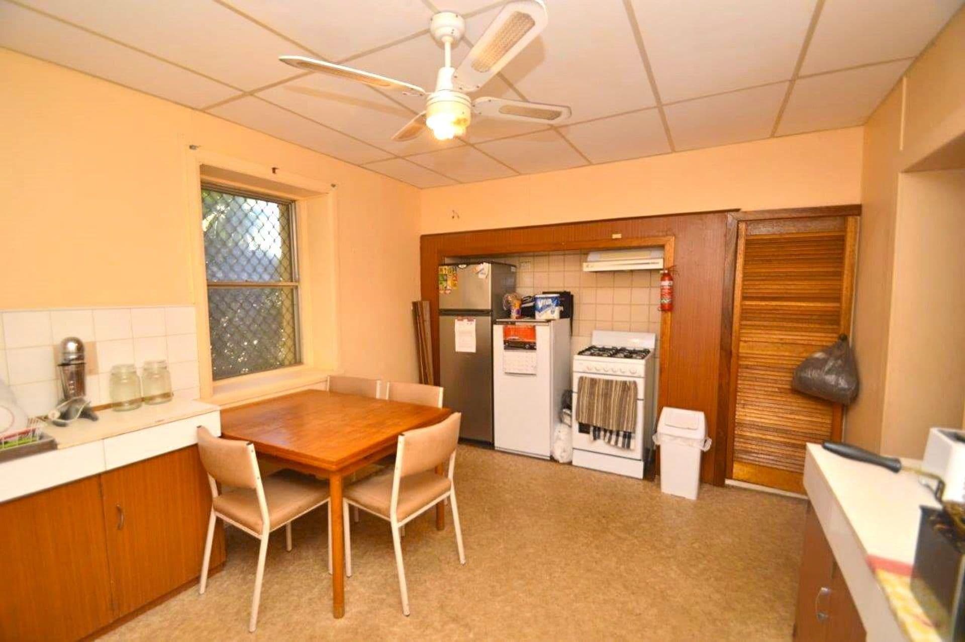 52 - 54 Wolfram Street, Broken Hill, NSW, 2880, Broken Hill - Thumbnail 2