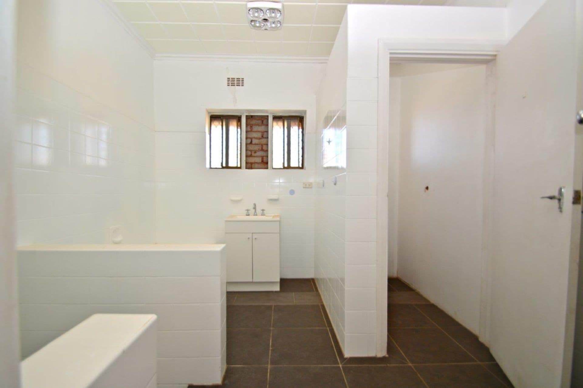 60 - 62  Wills Street, Broken Hill, NSW, 2880, Broken Hill - Thumbnail 8