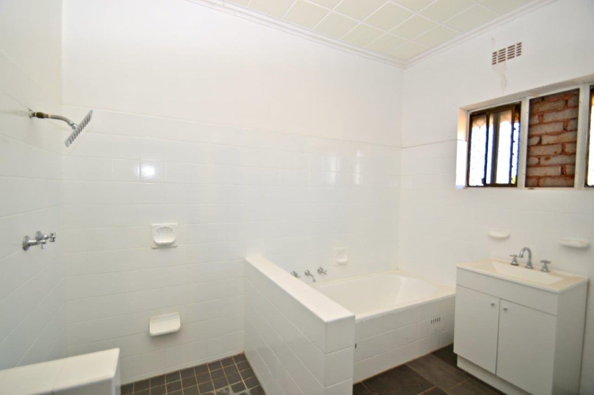 60 - 62  Wills Street, Broken Hill, NSW, 2880, Broken Hill - Thumbnail 7