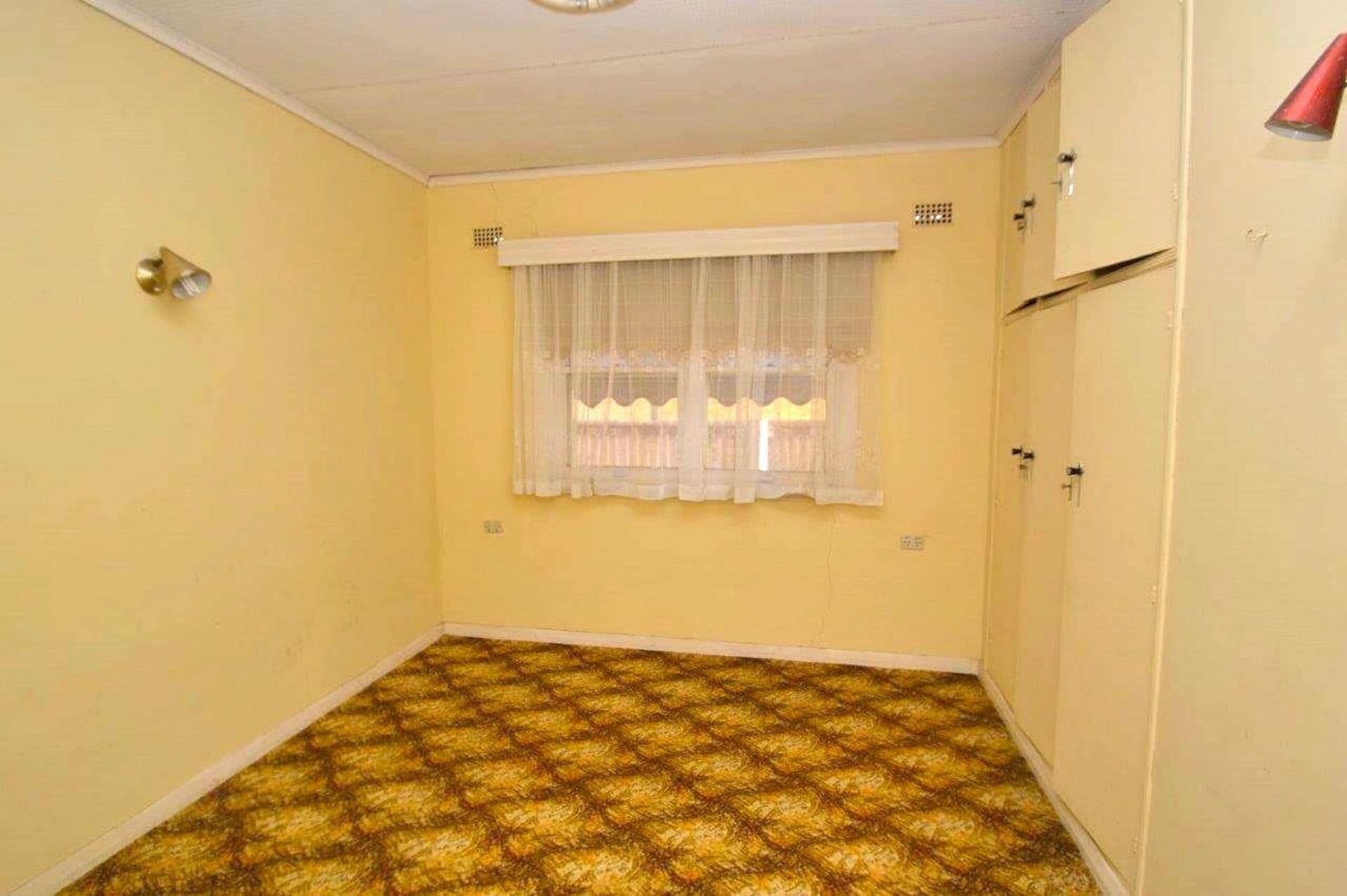 82 Ryan Street, Broken Hill, NSW, 2880, Broken Hill - Thumbnail 4