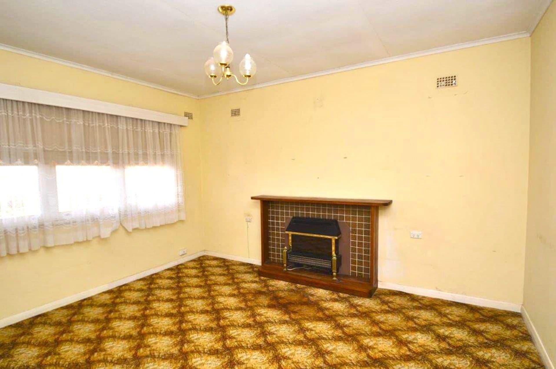 82 Ryan Street, Broken Hill, NSW, 2880, Broken Hill - Thumbnail 3