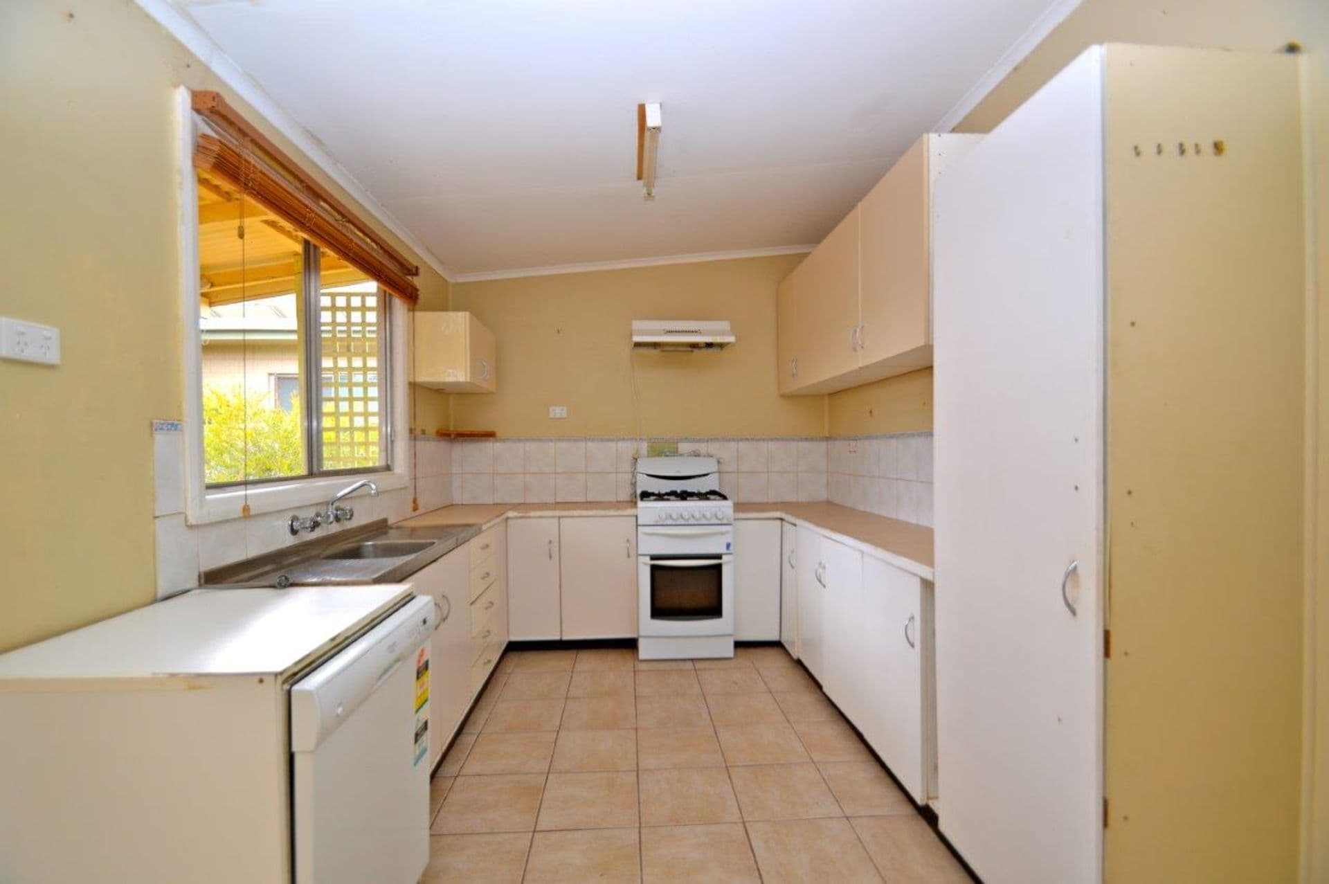 501 McGowen Street, Broken Hill, NSW, 2880, Broken Hill - Thumbnail 3