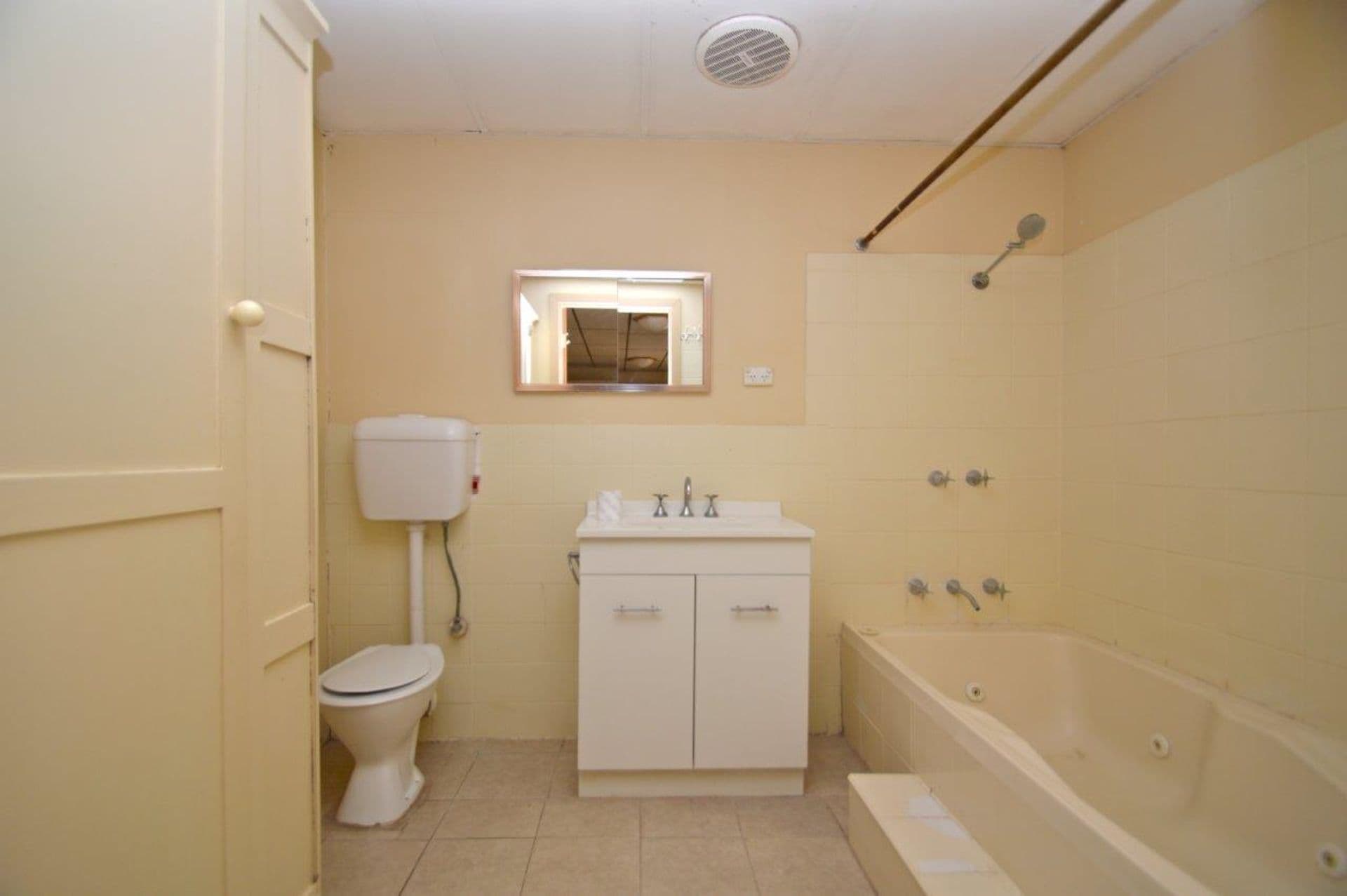 3 Wilkes Road, Hampton, QLD, 4352, Hampton - Thumbnail 7