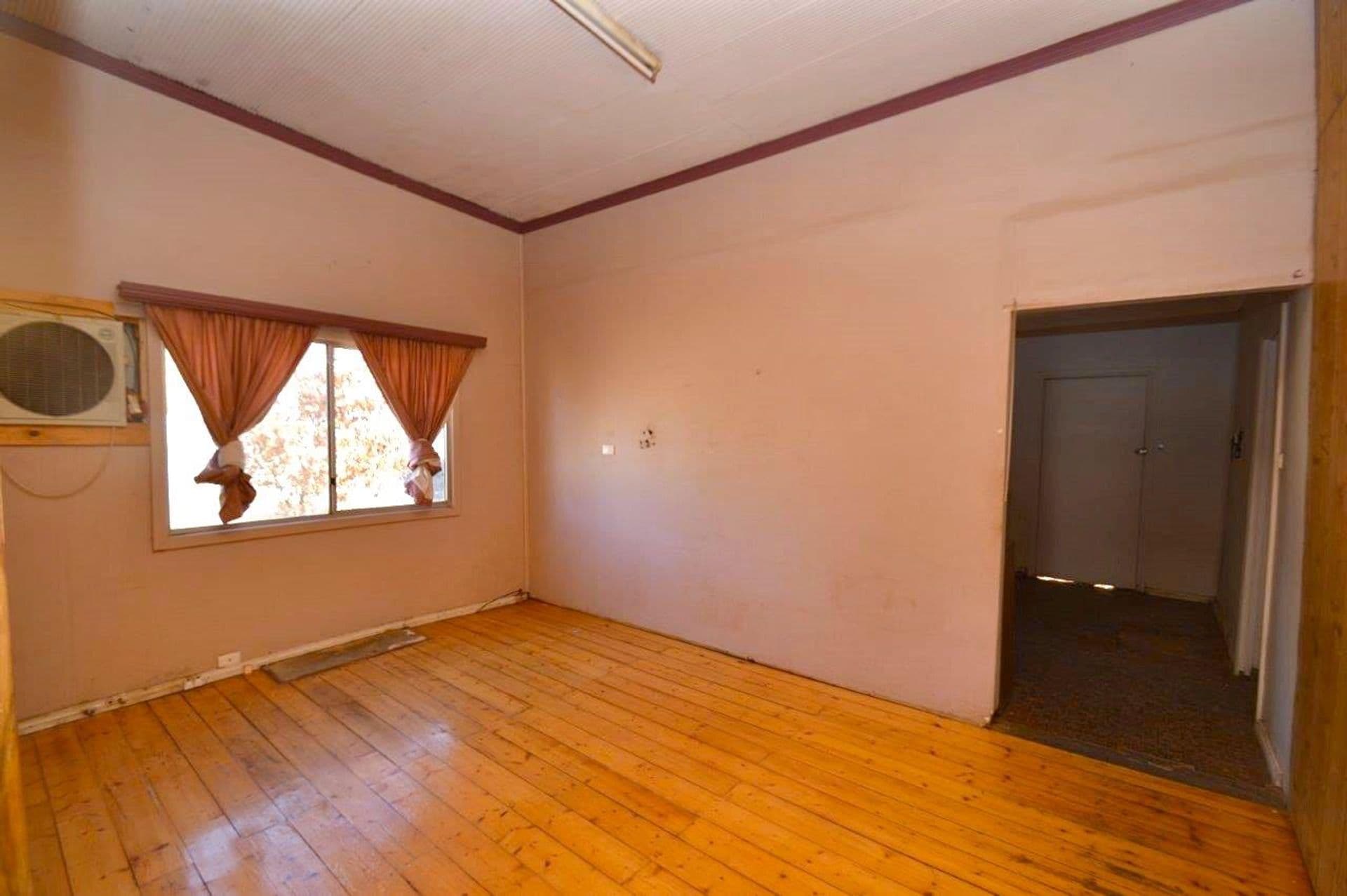 80 Wickes Street, Broken Hill, NSW, 2880, Broken Hill - Thumbnail 4