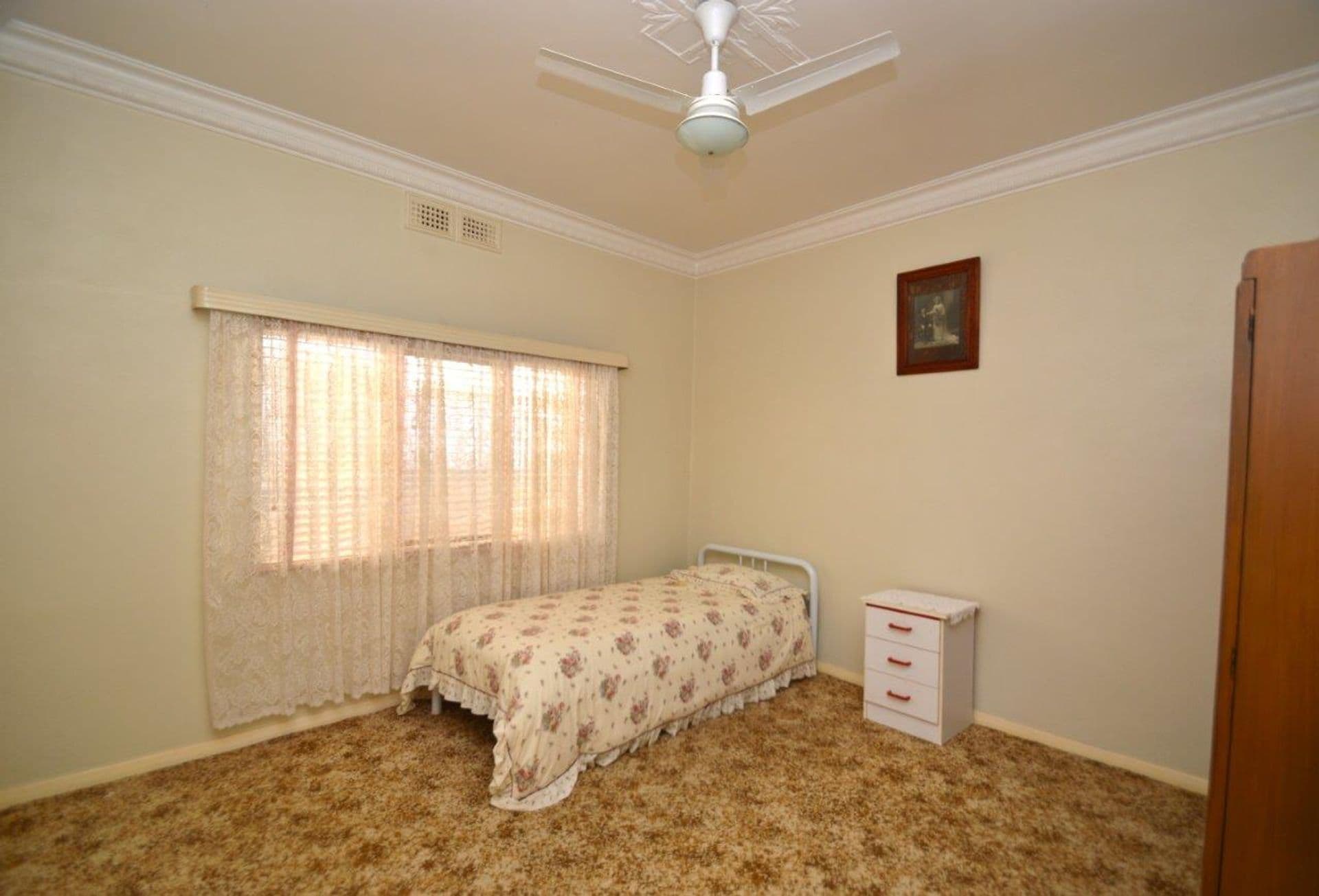 81 Newton Street, Broken Hill, NSW, 2880, Broken Hill - Thumbnail 6