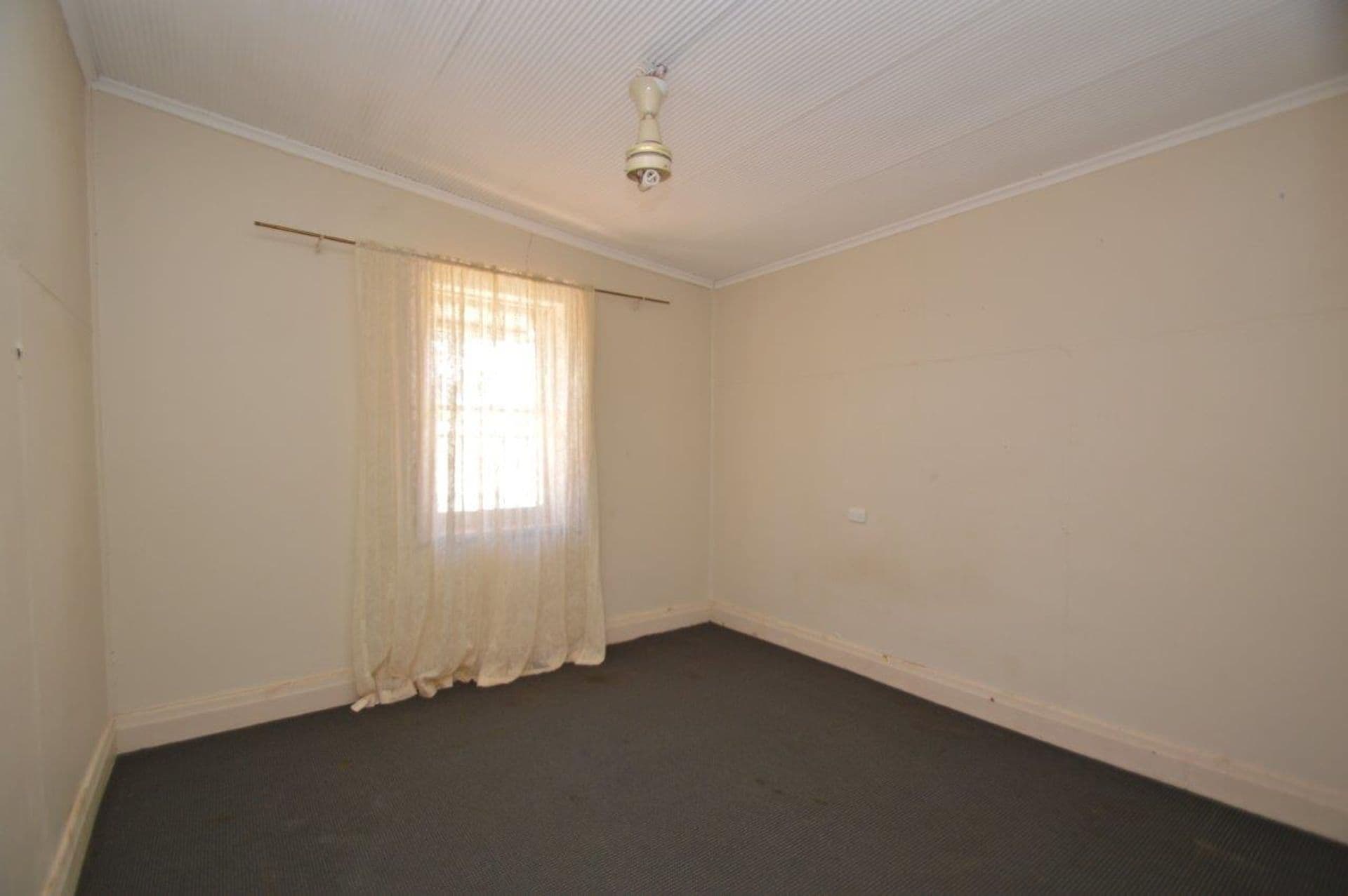 77 Creedon Street, Broken Hill, NSW, 2880, Broken Hill - Thumbnail 6