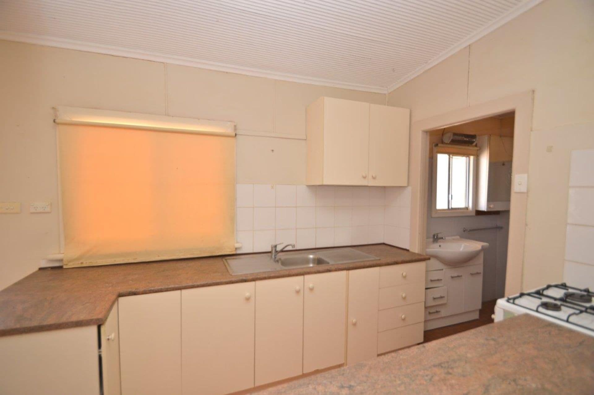77 Creedon Street, Broken Hill, NSW, 2880, Broken Hill - Thumbnail 3
