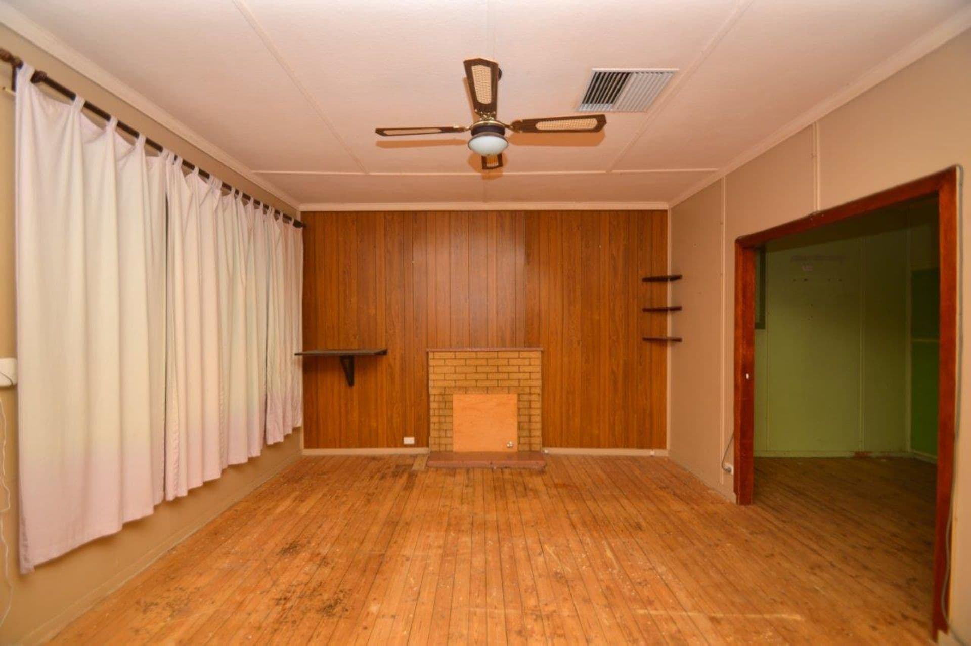 225 Duff Street, Broken Hill, NSW, 2880, Broken Hill - Thumbnail 3