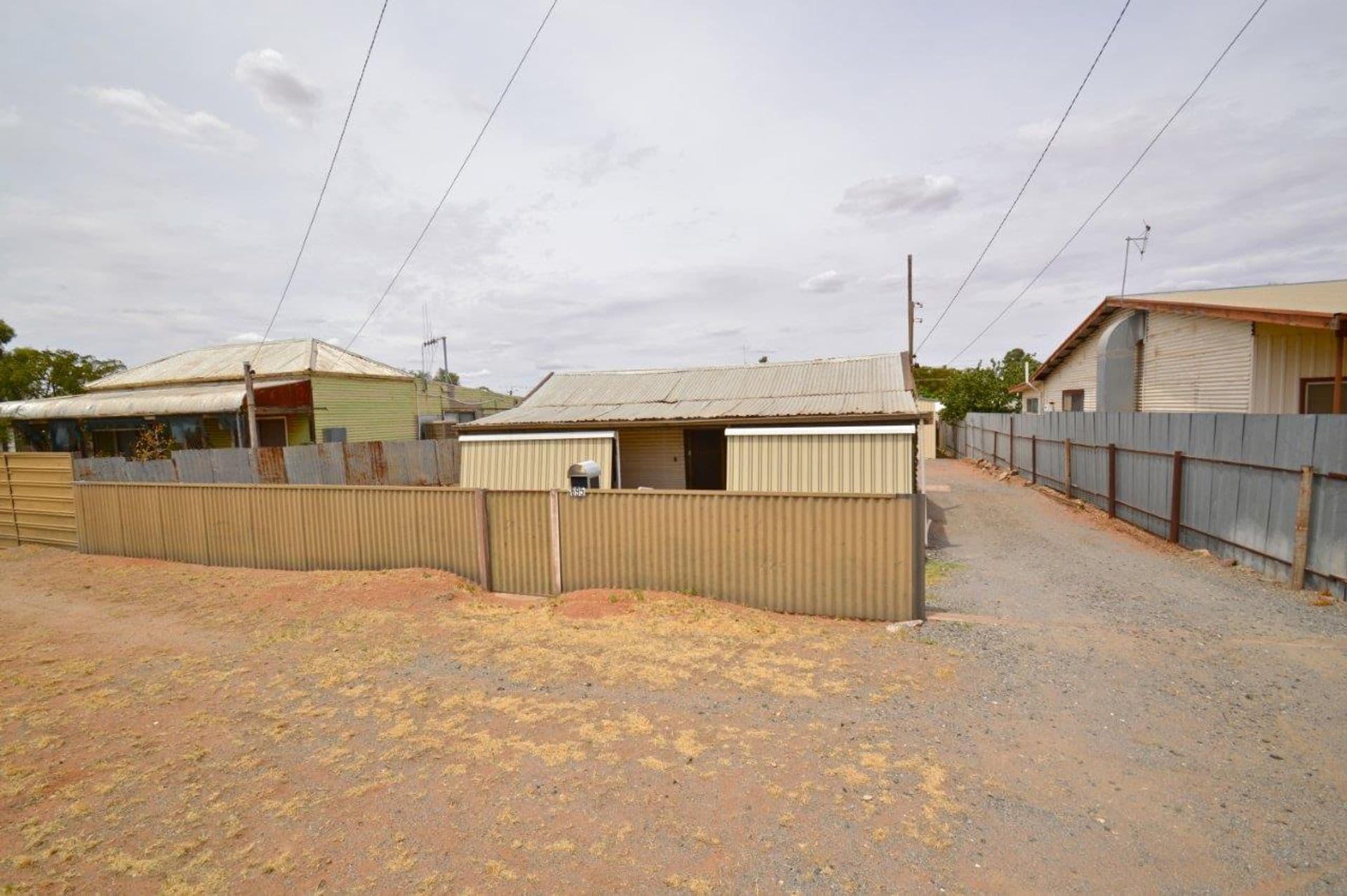 695 Beryl Street, Broken Hill, NSW, 2880, Broken Hill - Thumbnail 2