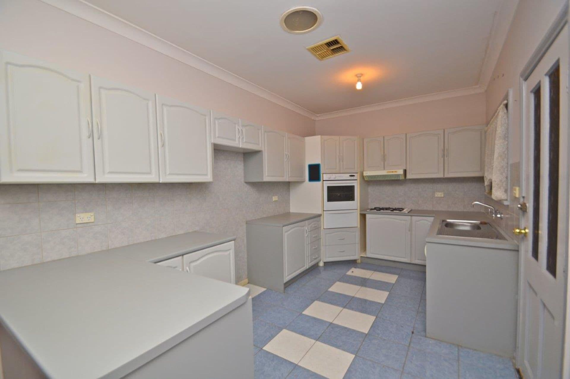 222 Clarke Street, Broken Hill, NSW, 2880, Broken Hill - Thumbnail 2