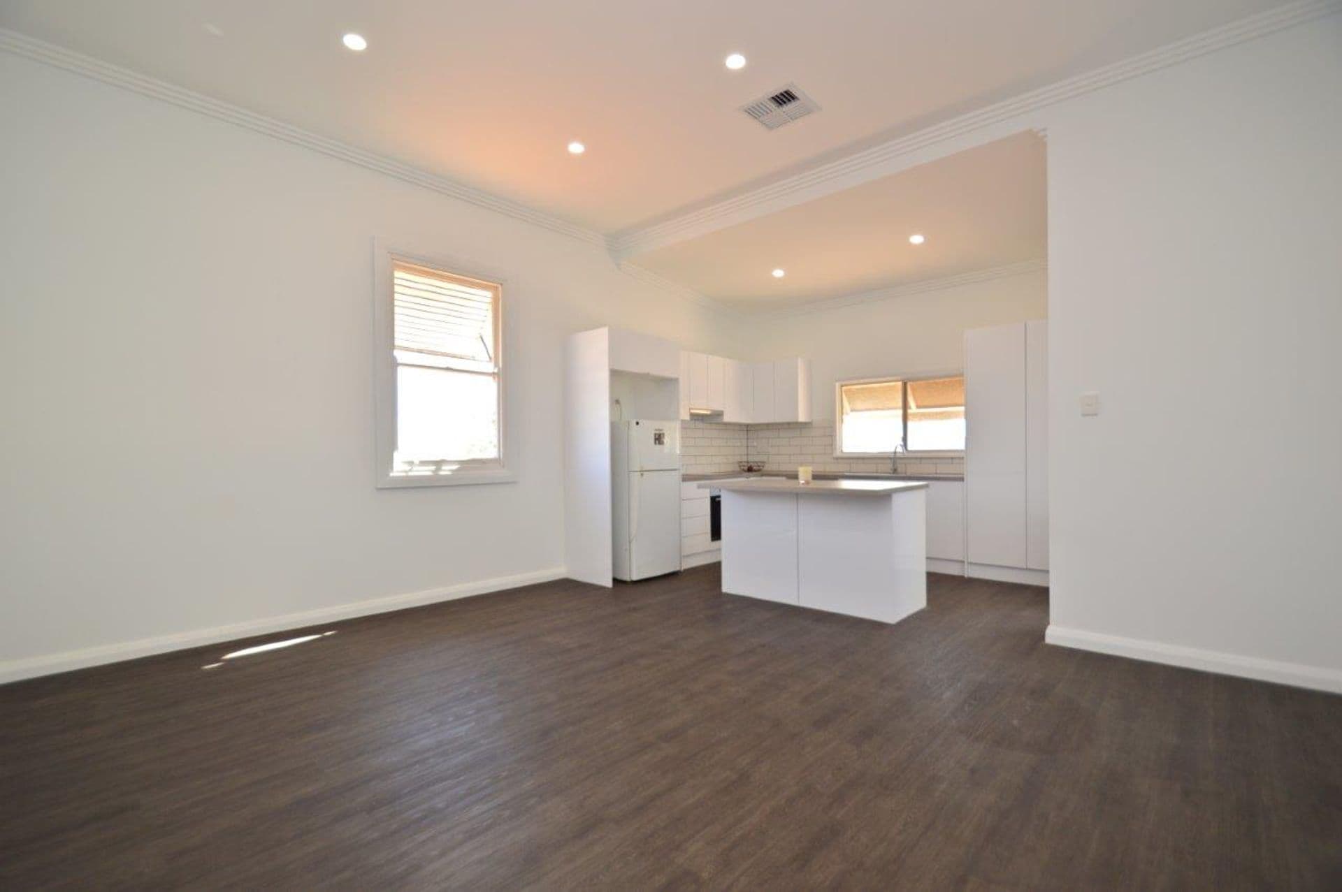 24 Cobalt Street, Broken Hill, NSW, 2880, Broken Hill - Thumbnail 3