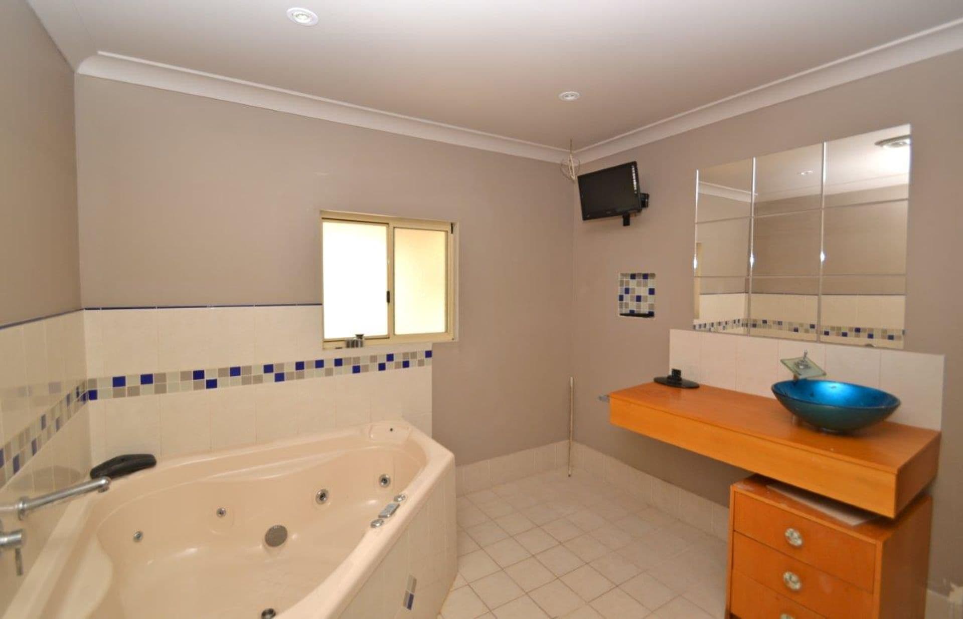 174 Hebbard Street, Broken Hill, NSW, 2880, Broken Hill - Thumbnail 6