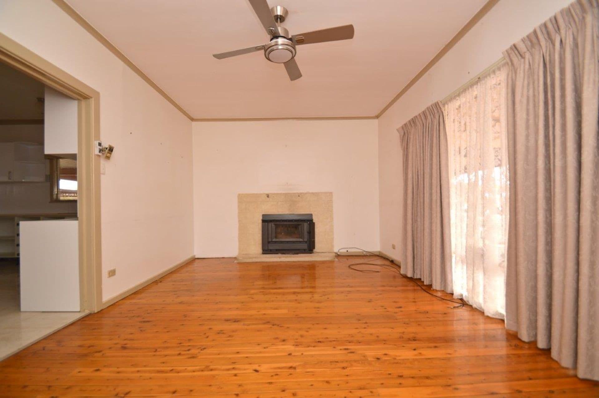 305 Knox Street, Broken Hill, NSW, 2880, Broken Hill - Thumbnail 3