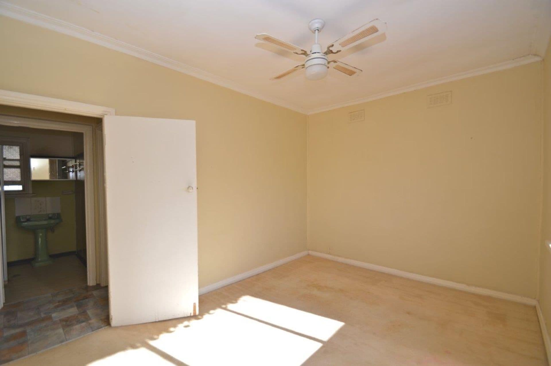 29 Picton Street, Broken Hill, NSW, 2880, Broken Hill - Thumbnail 5