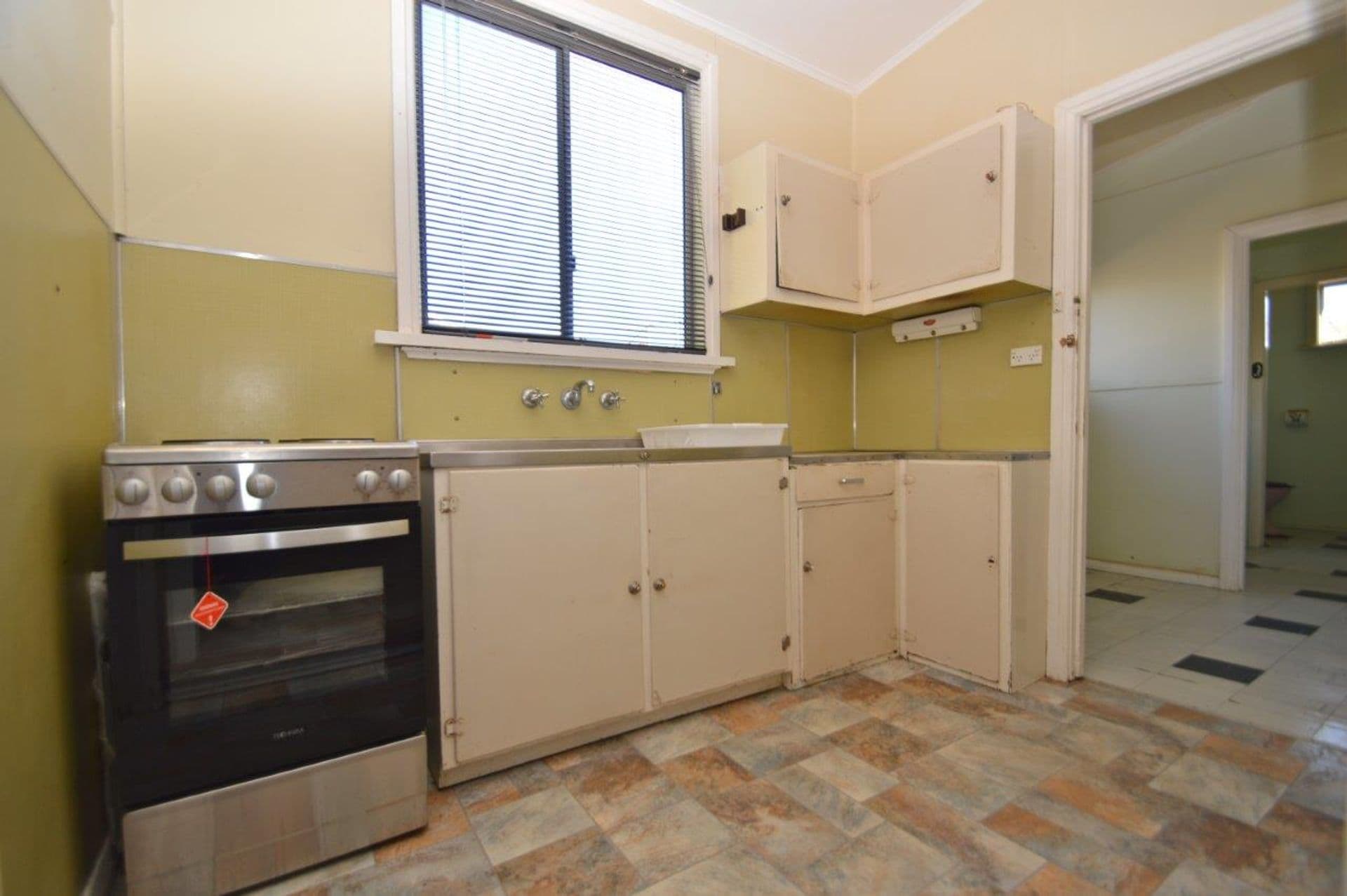 29 Picton Street, Broken Hill, NSW, 2880, Broken Hill - Thumbnail 2