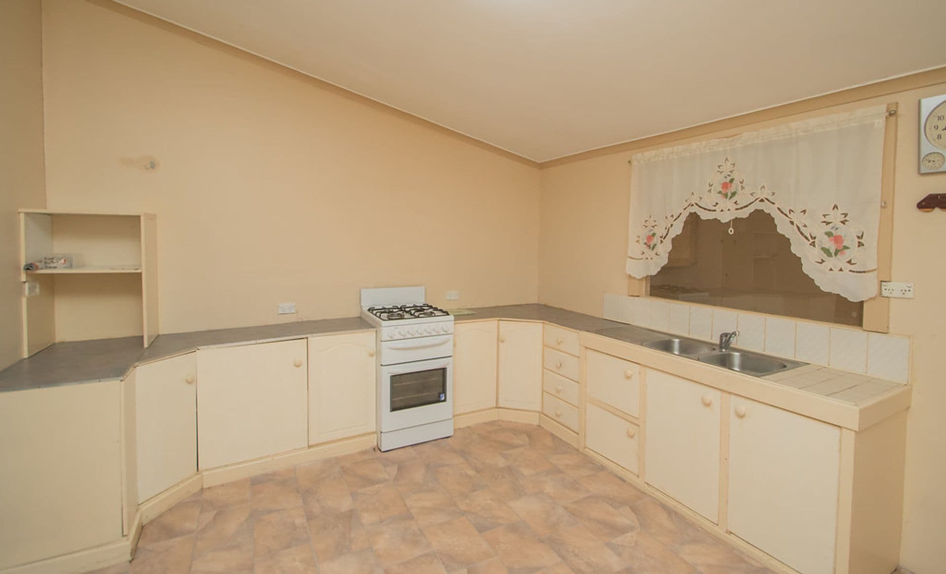 274 Patton Street, Broken Hill, NSW, 2880, Broken Hill - Thumbnail 2