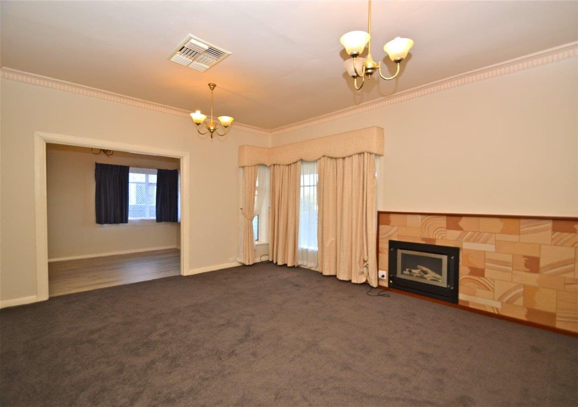 18 Boughtman Street, Broken Hill, NSW, 2880, Broken Hill - Thumbnail 3