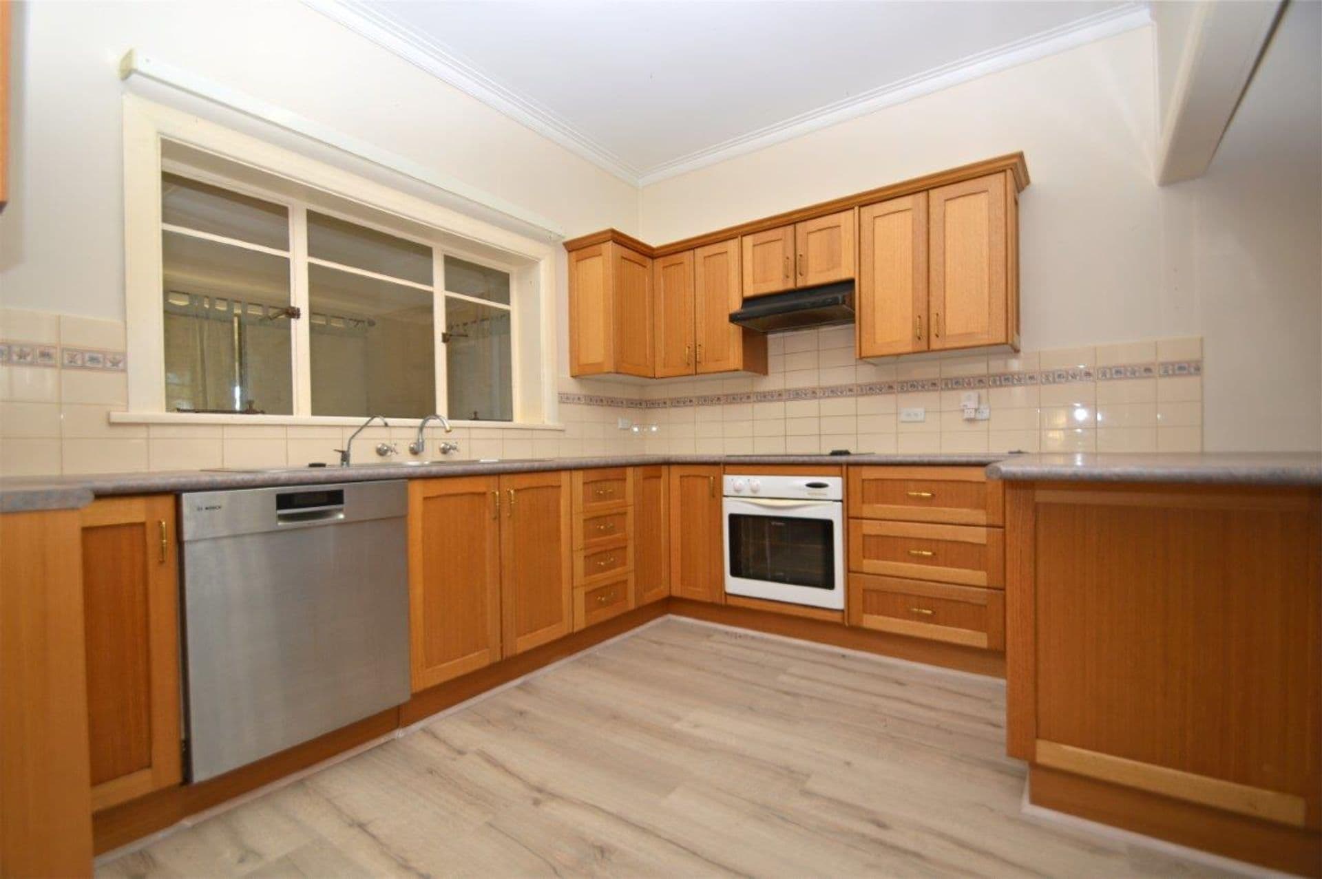 18 Boughtman Street, Broken Hill, NSW, 2880, Broken Hill - Thumbnail 2