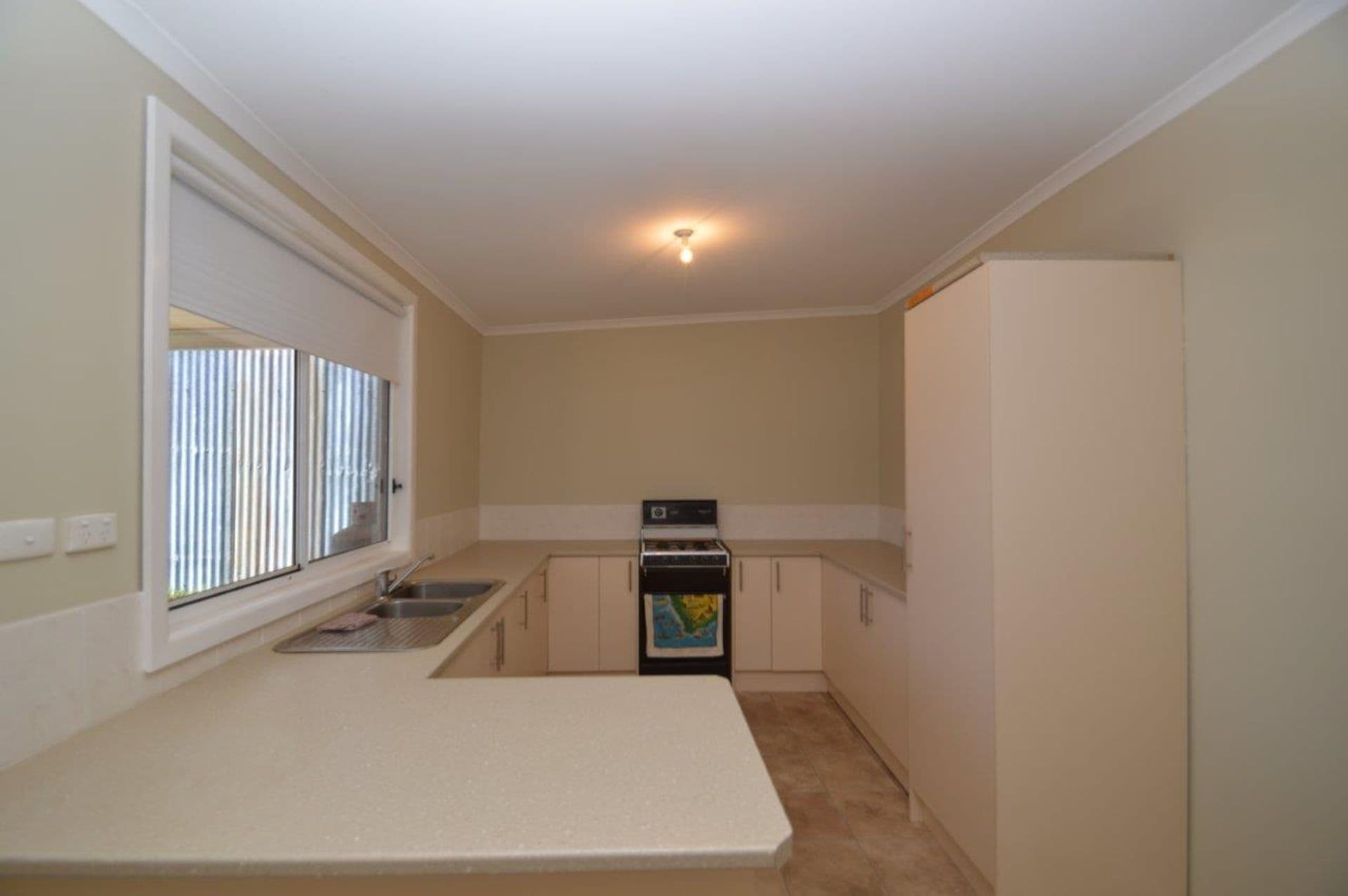 12 Crystal Street, Broken Hill, NSW, 2880, Broken Hill - Thumbnail 2