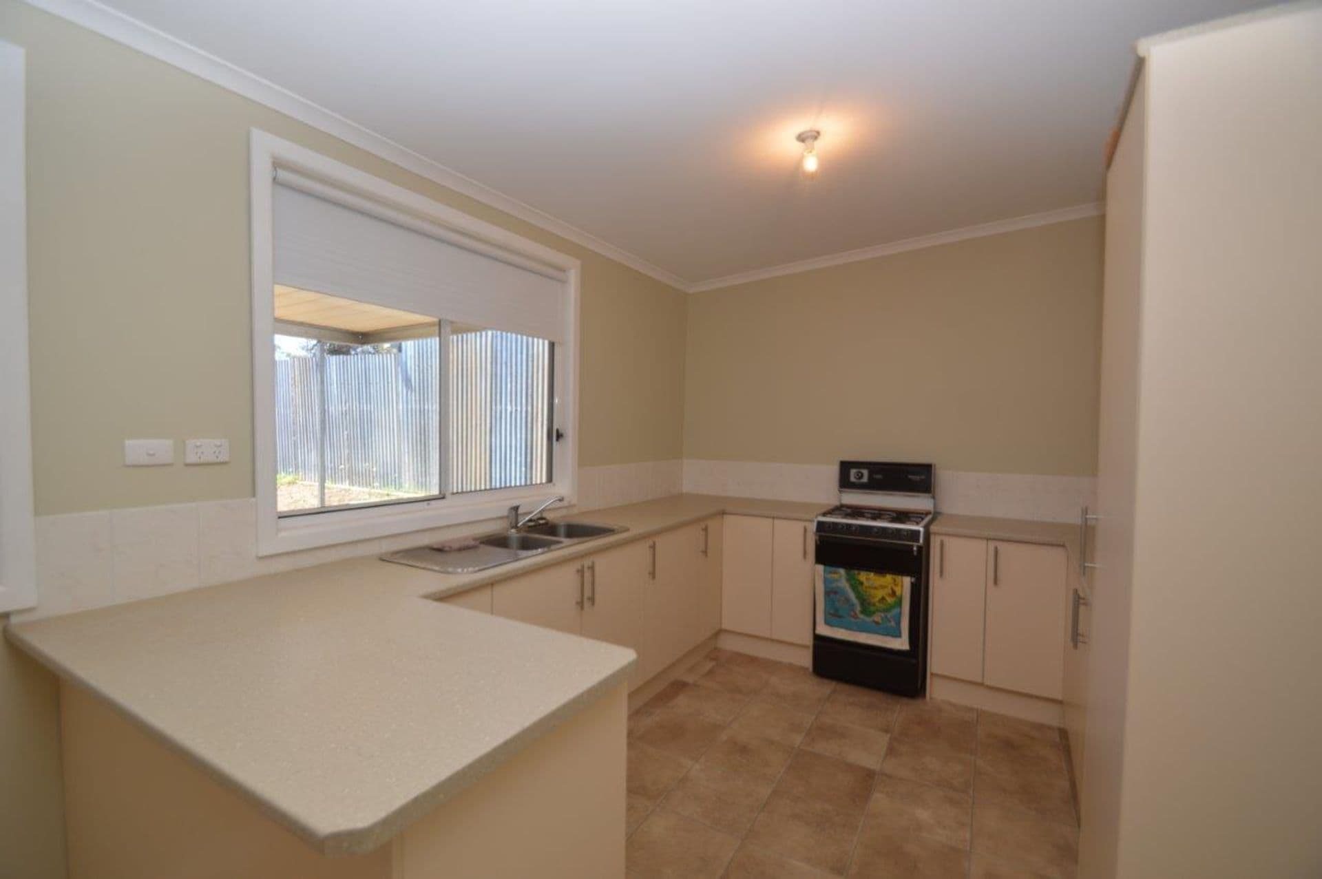12 Crystal Street, Broken Hill, NSW, 2880, Broken Hill - Thumbnail 3