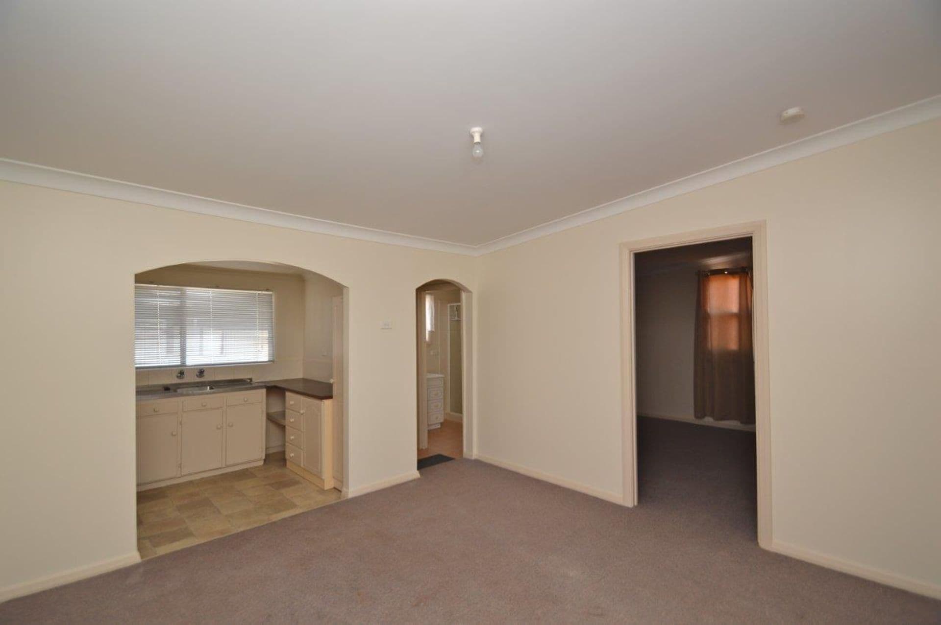 285 Piper Street, Broken Hill, NSW, 2880, Broken Hill - Thumbnail 3