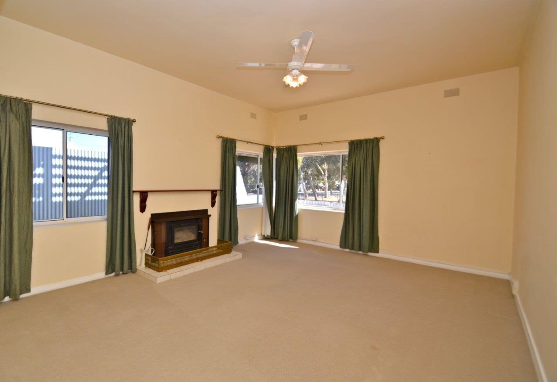 34 South Street, Broken Hill, NSW, 2880, Broken Hill - Thumbnail 3