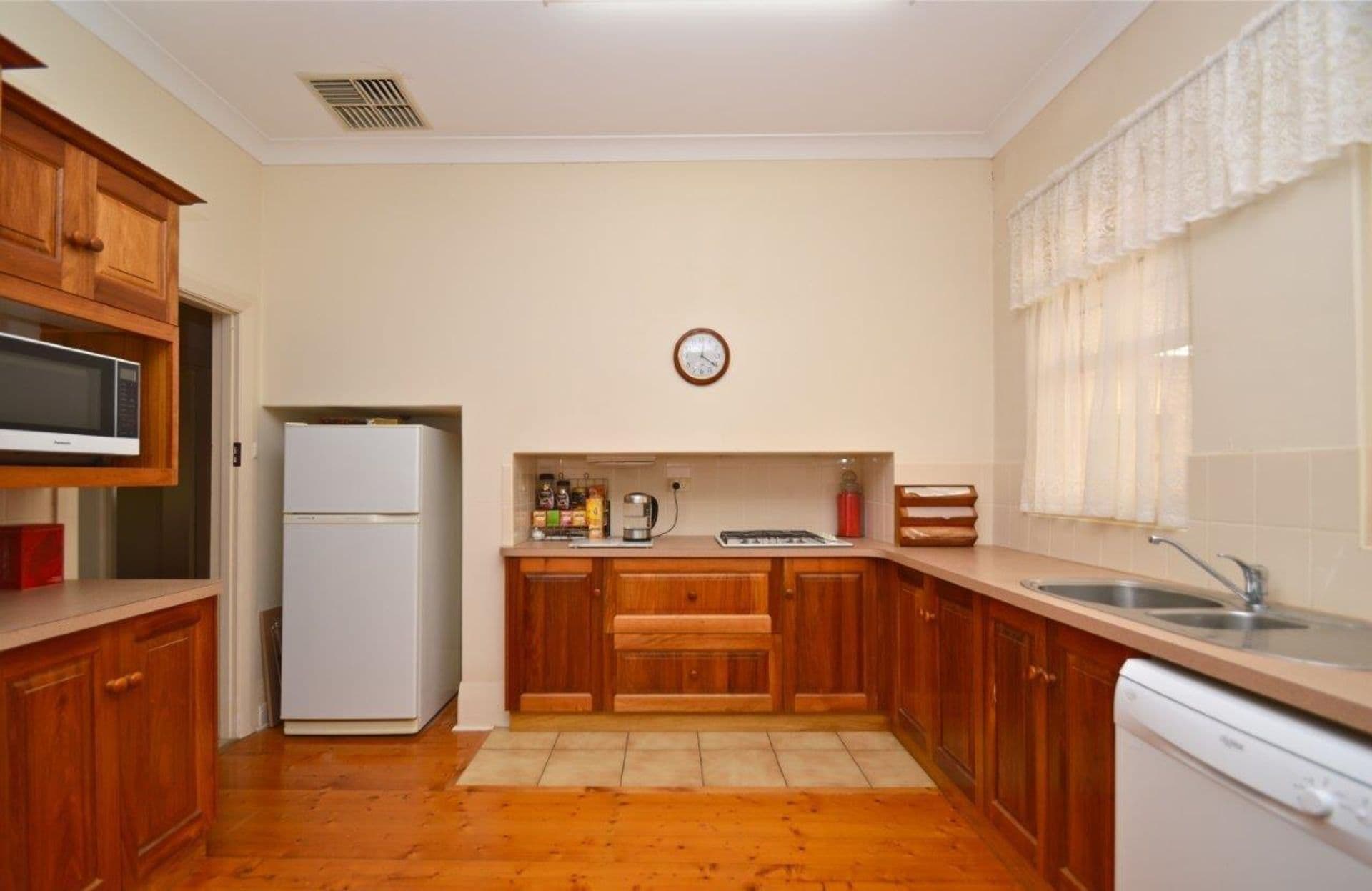 524 Chapple Street, Broken Hill, NSW, 2880, Broken Hill - Thumbnail 2