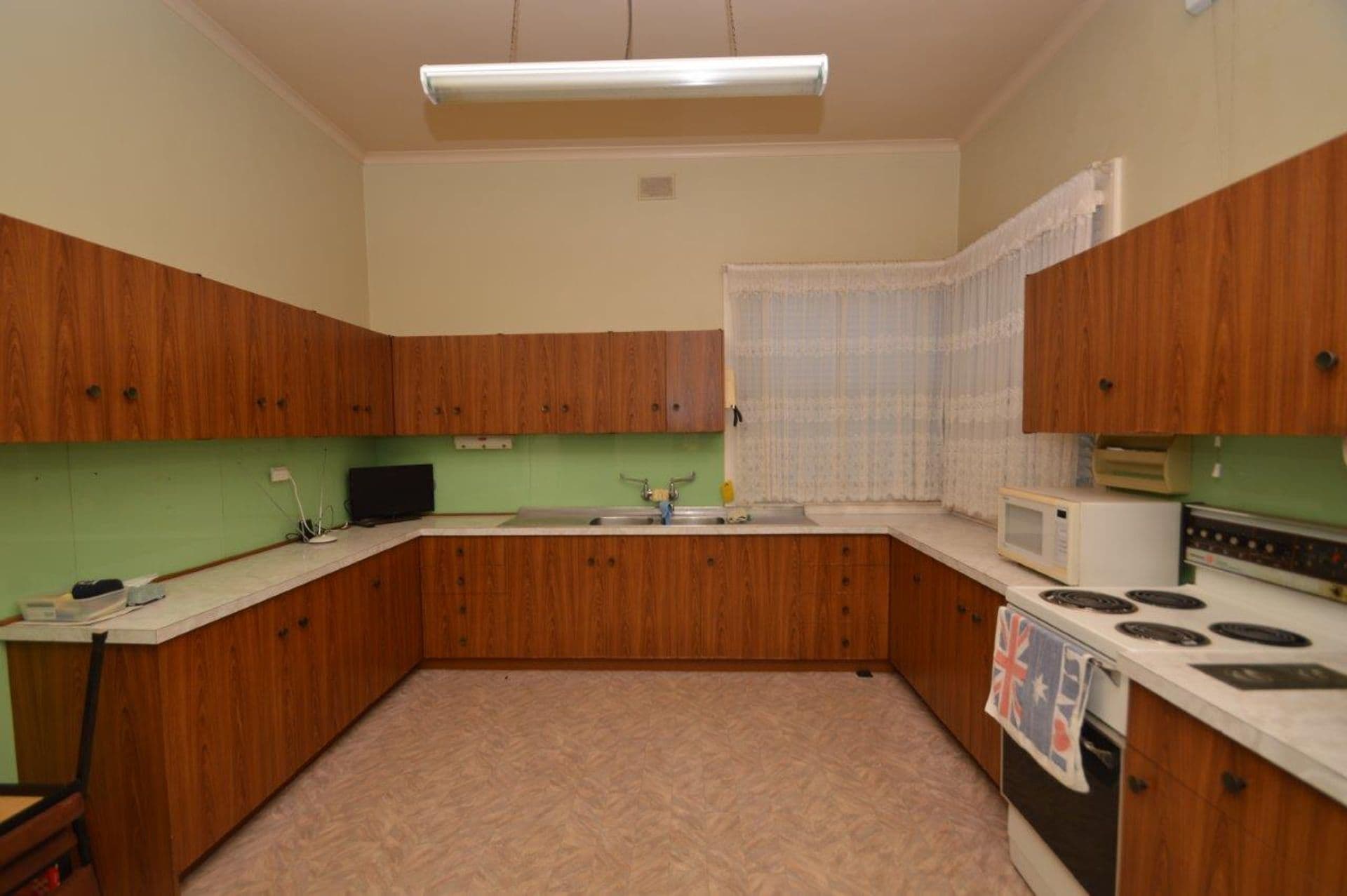 553 Beryl Street, Broken Hill, NSW, 2880, Broken Hill - Thumbnail 2