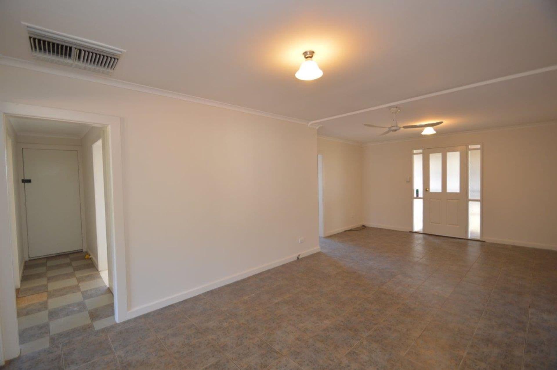 313 Boughtman Street, Broken Hill, NSW, 2880, Broken Hill - Thumbnail 4