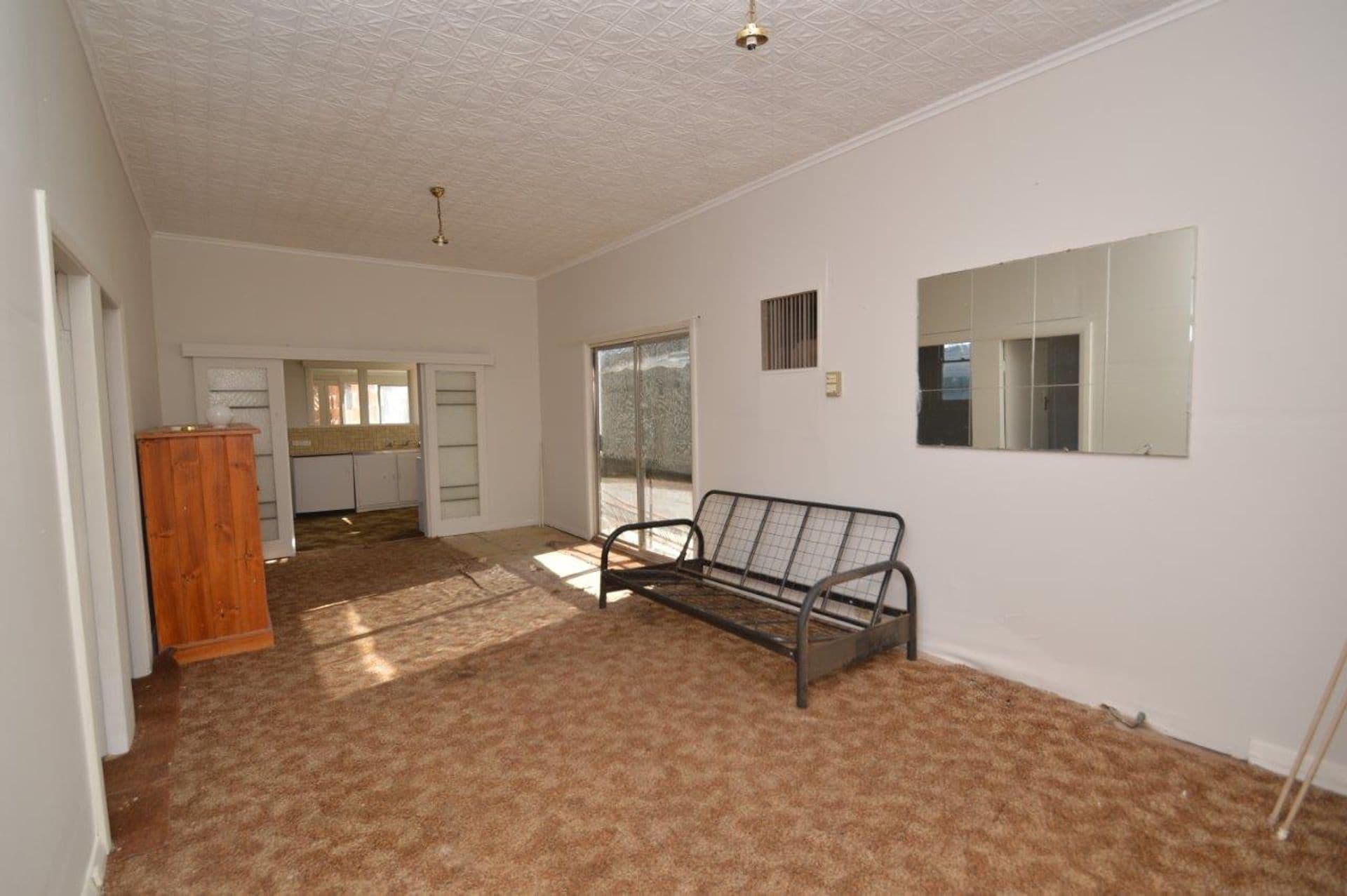 104 - 106 Beryl Street, Broken Hill, NSW, 2880, Broken Hill - Thumbnail 2