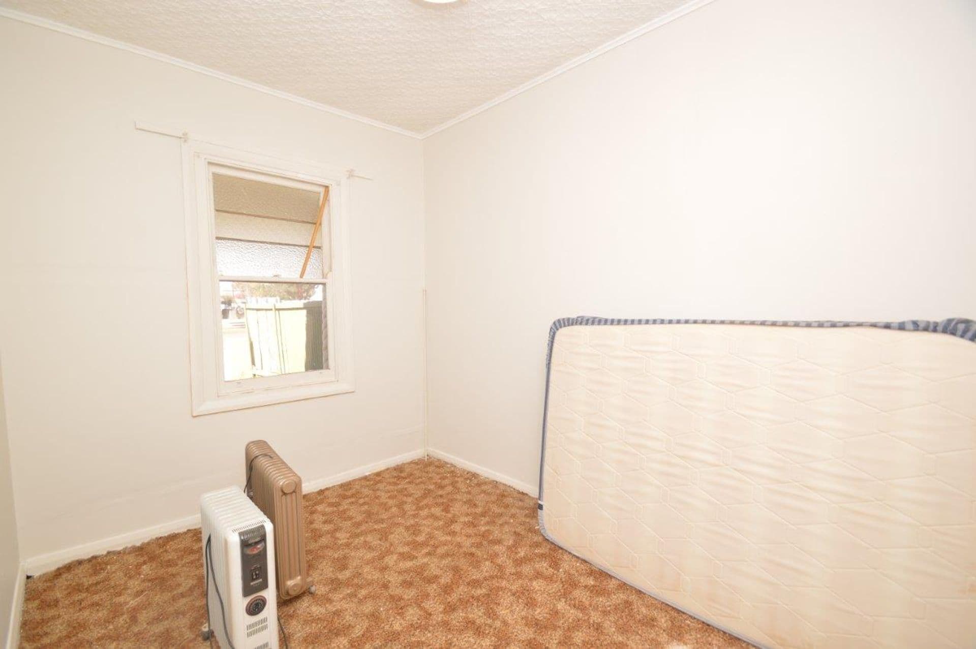 104 - 106 Beryl Street, Broken Hill, NSW, 2880, Broken Hill - Thumbnail 6