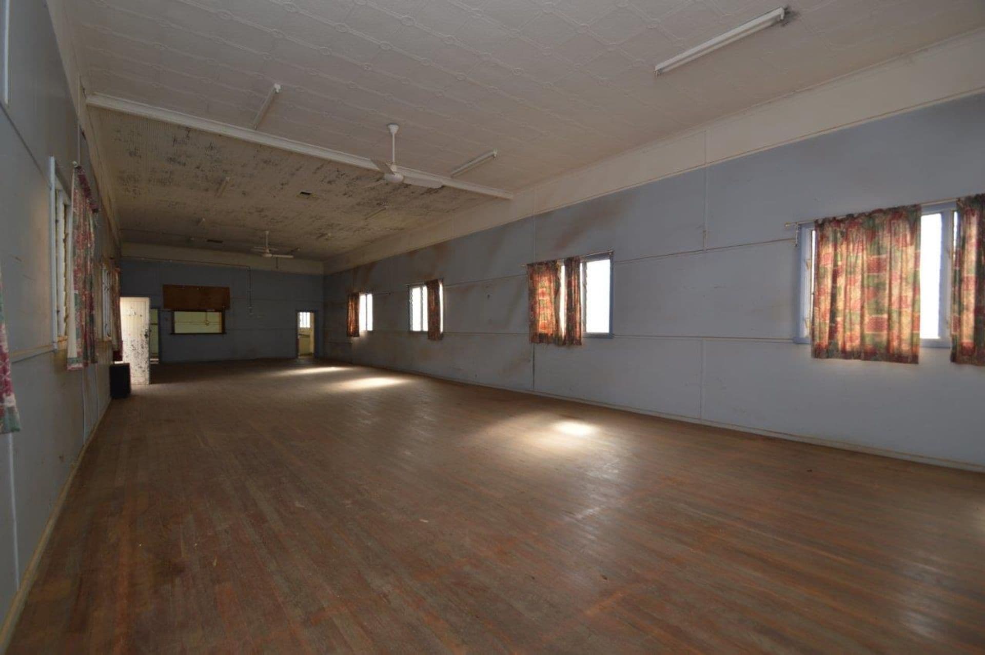 128-130 Thomas Street, Broken Hill, NSW, 2880, Broken Hill - Thumbnail 3