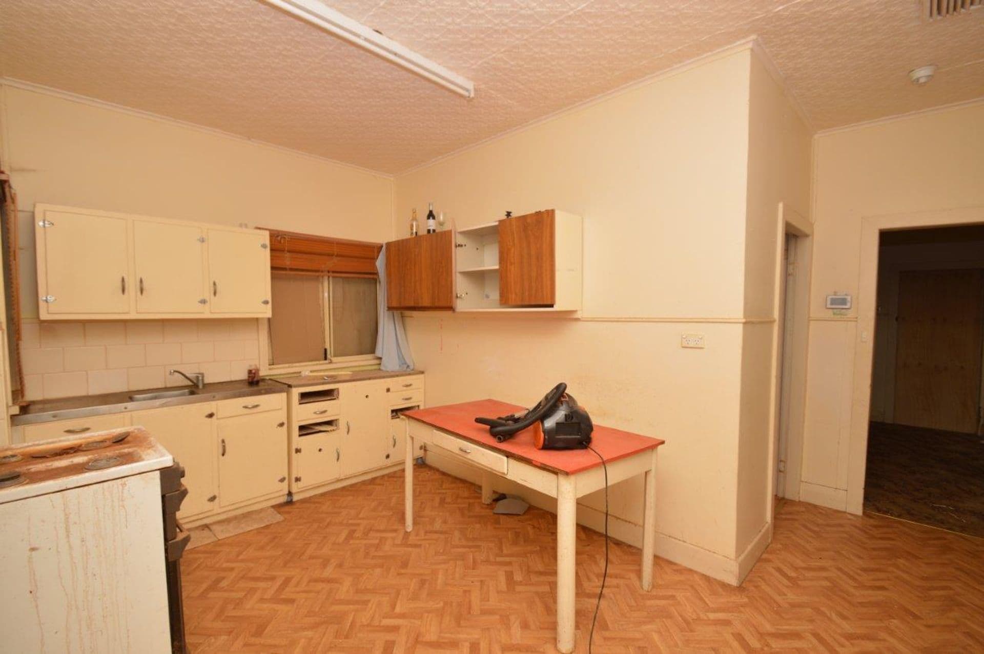 90 Cornish Street, Broken Hill, NSW, 2880, Broken Hill - Thumbnail 2