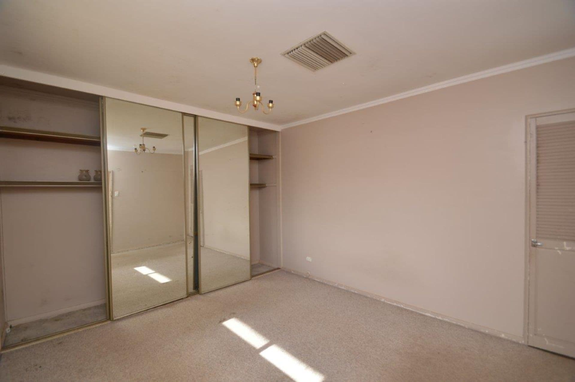 153 Gaffney Lane, Broken Hill, NSW, 2880, Broken Hill - Thumbnail 5