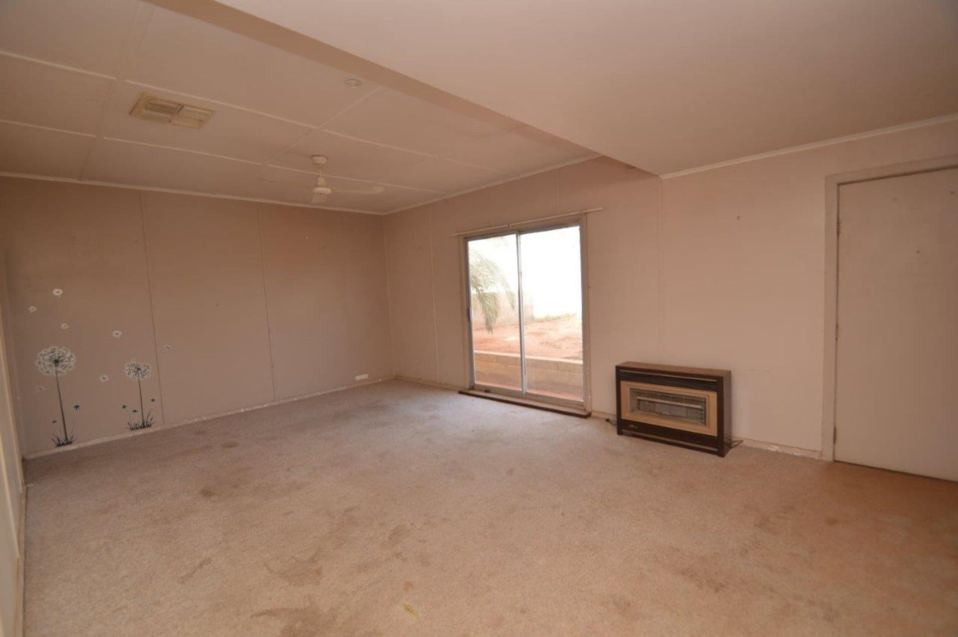 153 Gaffney Lane, Broken Hill, NSW, 2880, Broken Hill - Thumbnail 3