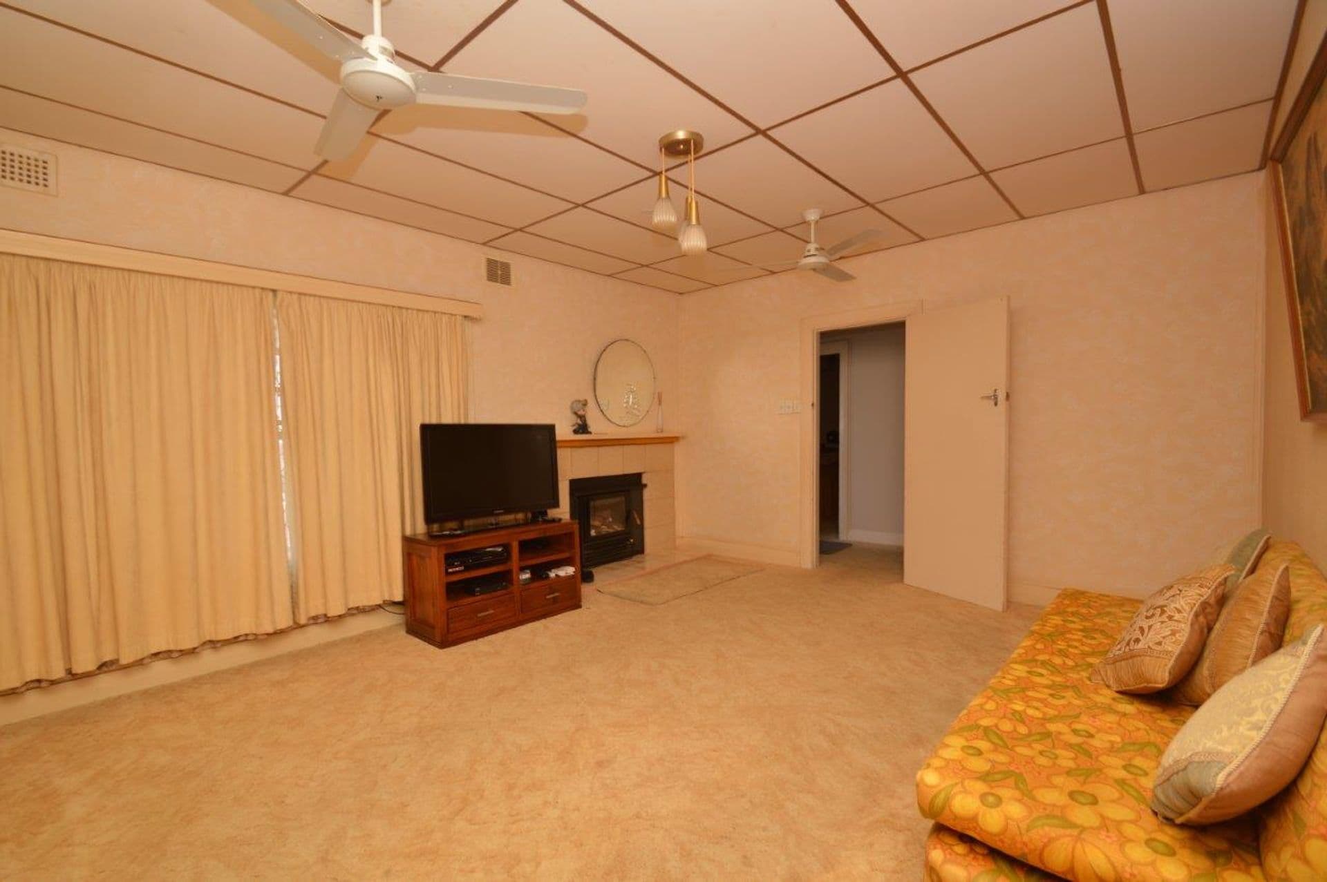 147 Knox Street, Broken Hill, NSW, 2880, Broken Hill - Thumbnail 4