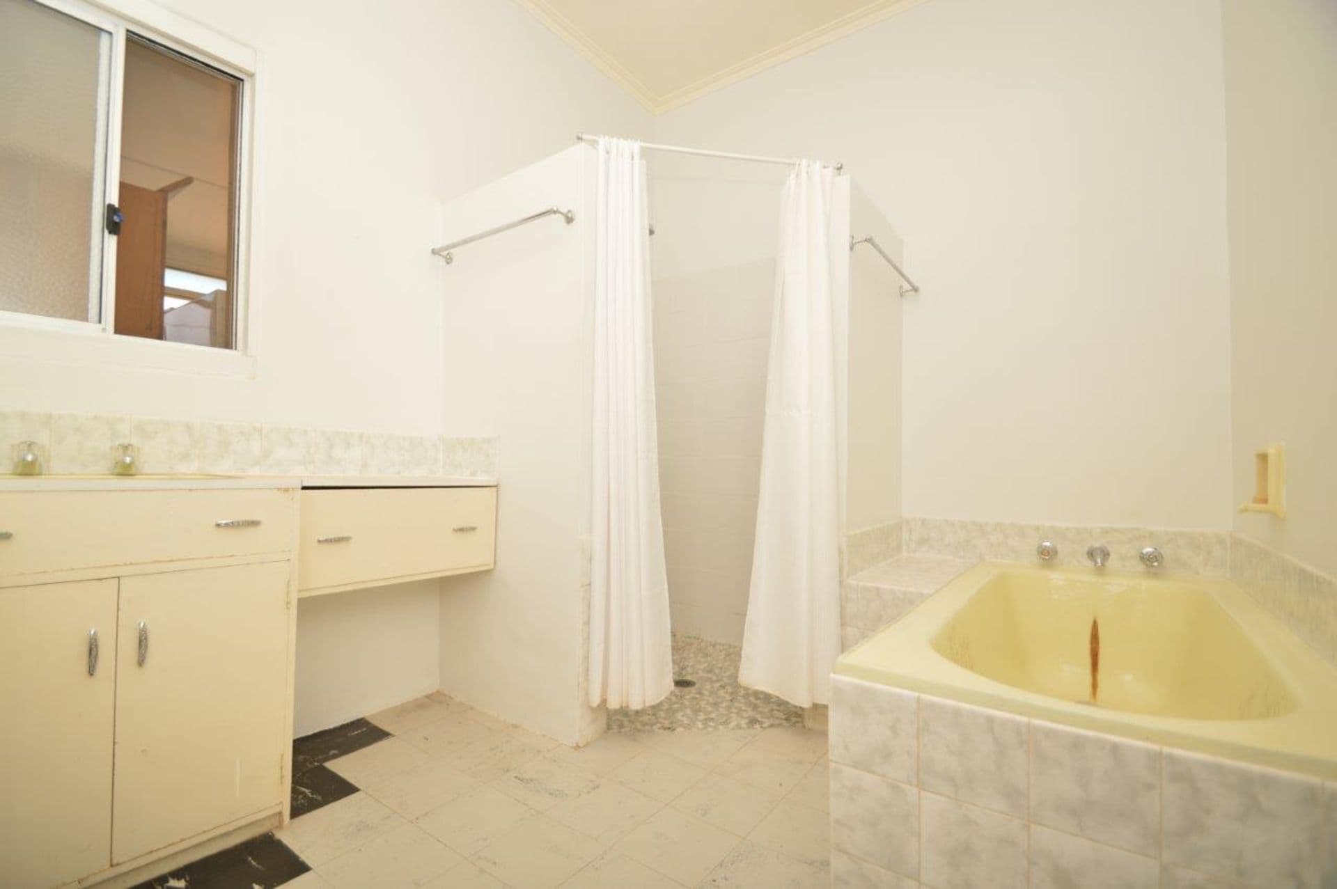336 Zebina Street, Broken Hill, NSW, 2880, Broken Hill - Thumbnail 7